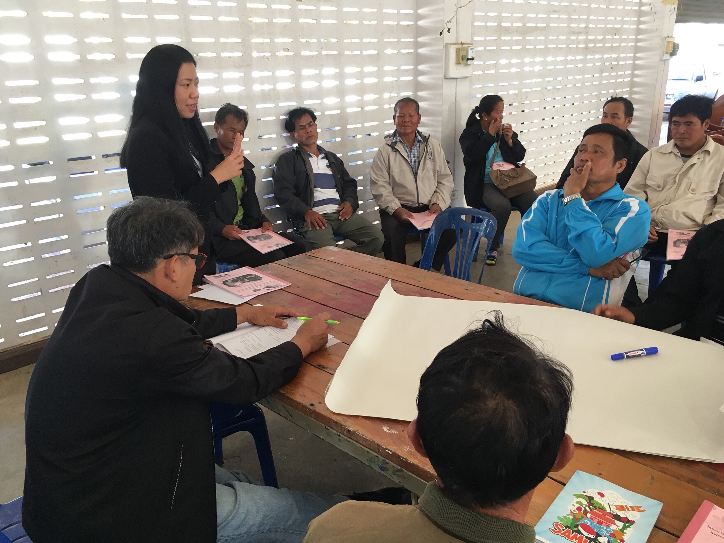 จ.หนองคาย ดำเนินโครงการเสริมสร้างภูมิคุ้มกันทางสังคมและวัฒนธรรม กิจกรรม : ส่งเสริมสนับสนุนการจัดทำแผนชุมชนระดับหมู่บ้าน