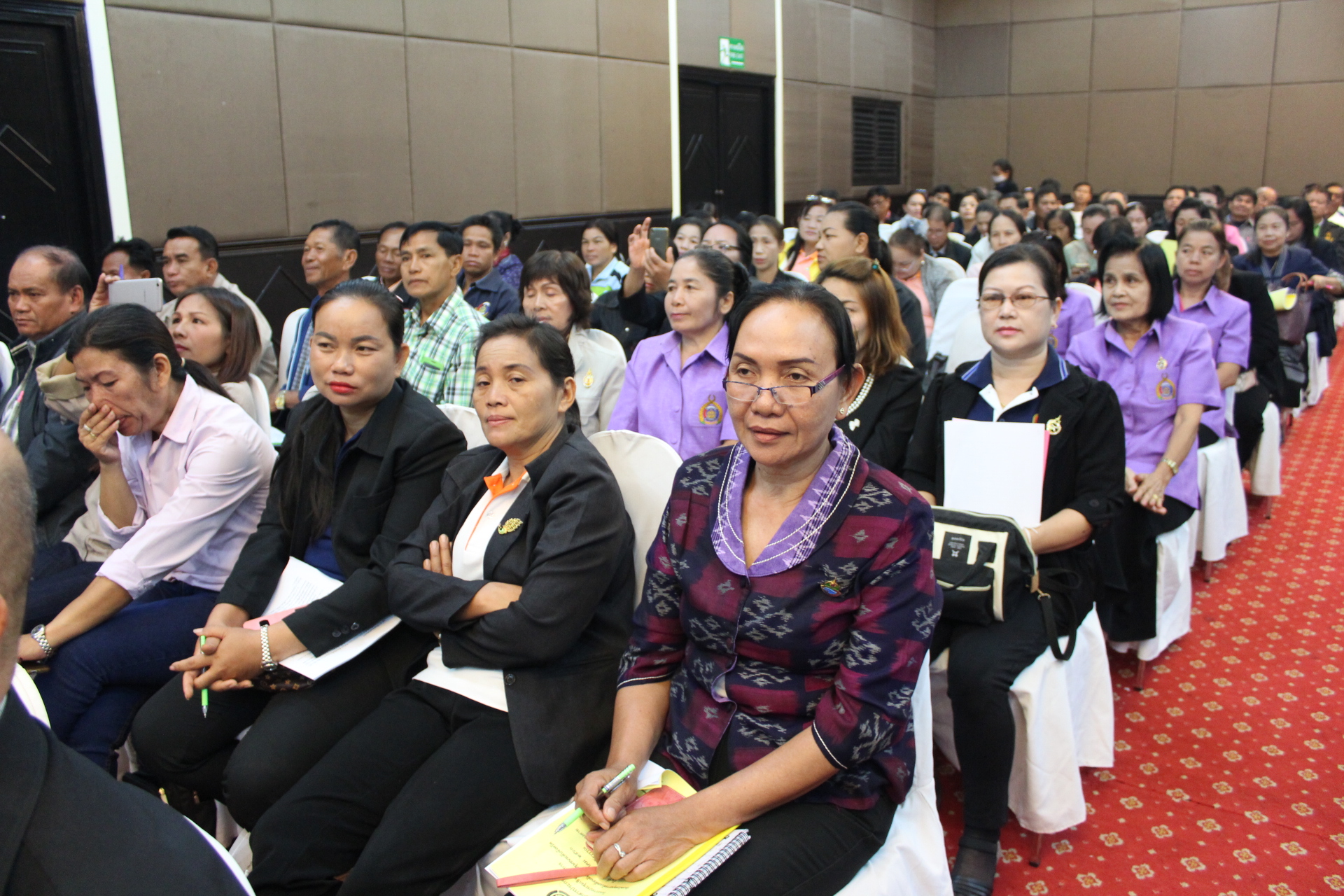 พช.หนองคาย จัดประชุมเชิงปฏิบัติการทีมสนับสนุนสัมมาชีพชุมชนระดับจังหวัด ปี 2561