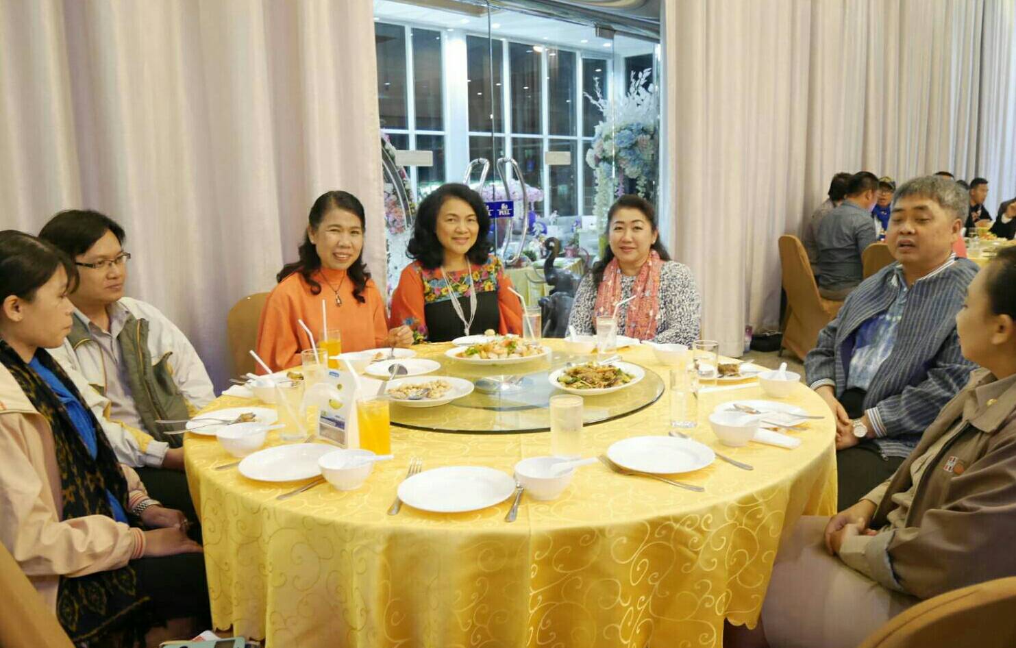 พจ.หนองคาย ร่วม พบปะสื่อมวลชนและผู้เข้าร่วมโครงการ “ผู้ว่าราชการจังหวัดหนองคาย และหัวหน้าส่วนราชการ พบสื่อมวลชน” ครั้งที่ 3 ประจำปีงบประมาณ 2561