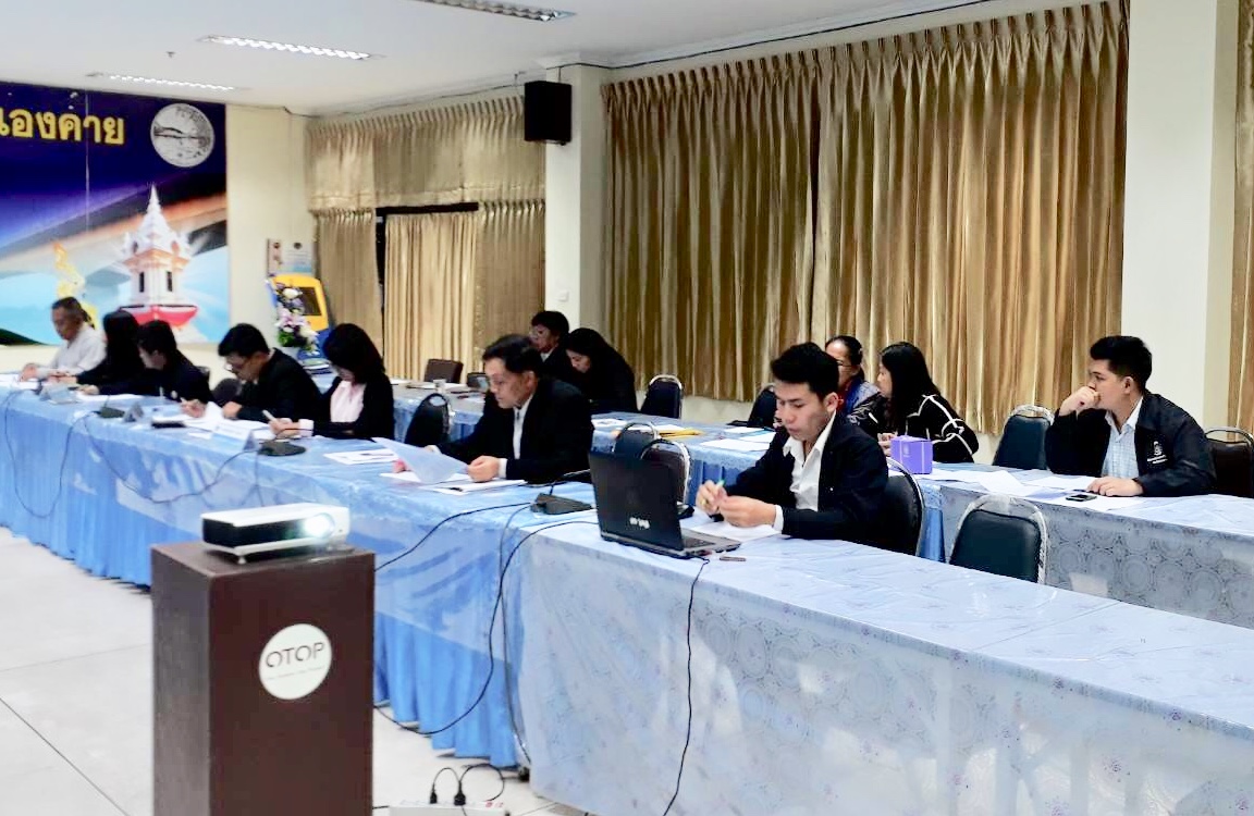 สพจ.หนองคาย การประชุมประจำเดือนหัวหน้ากลุ่มงาน หัวหน้าฝ่าย พัฒนาการอำเภอและนักวิชาการพัฒนาชุมชน สำนักงานพัฒนาชุมชนจังหวัดหนองคาย ครั้งที่ 12/2560