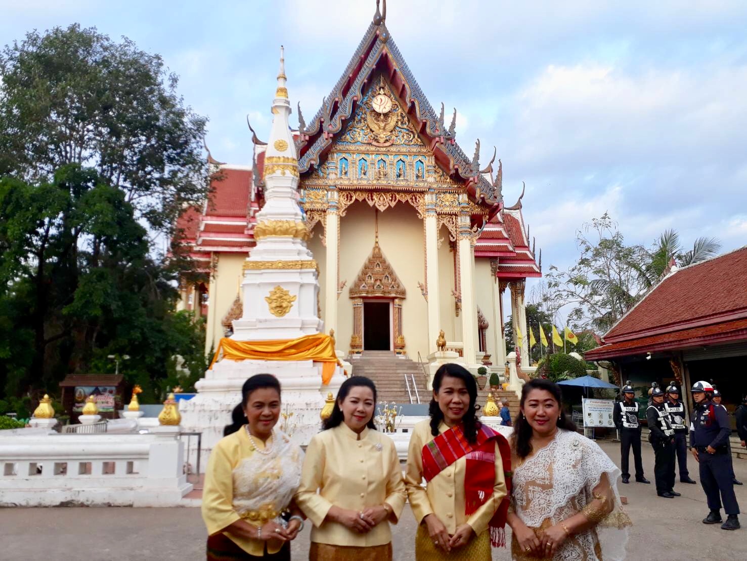 พช.หนองคาย ร่วมกิจกรรมวันพ่อแห่งชาติ