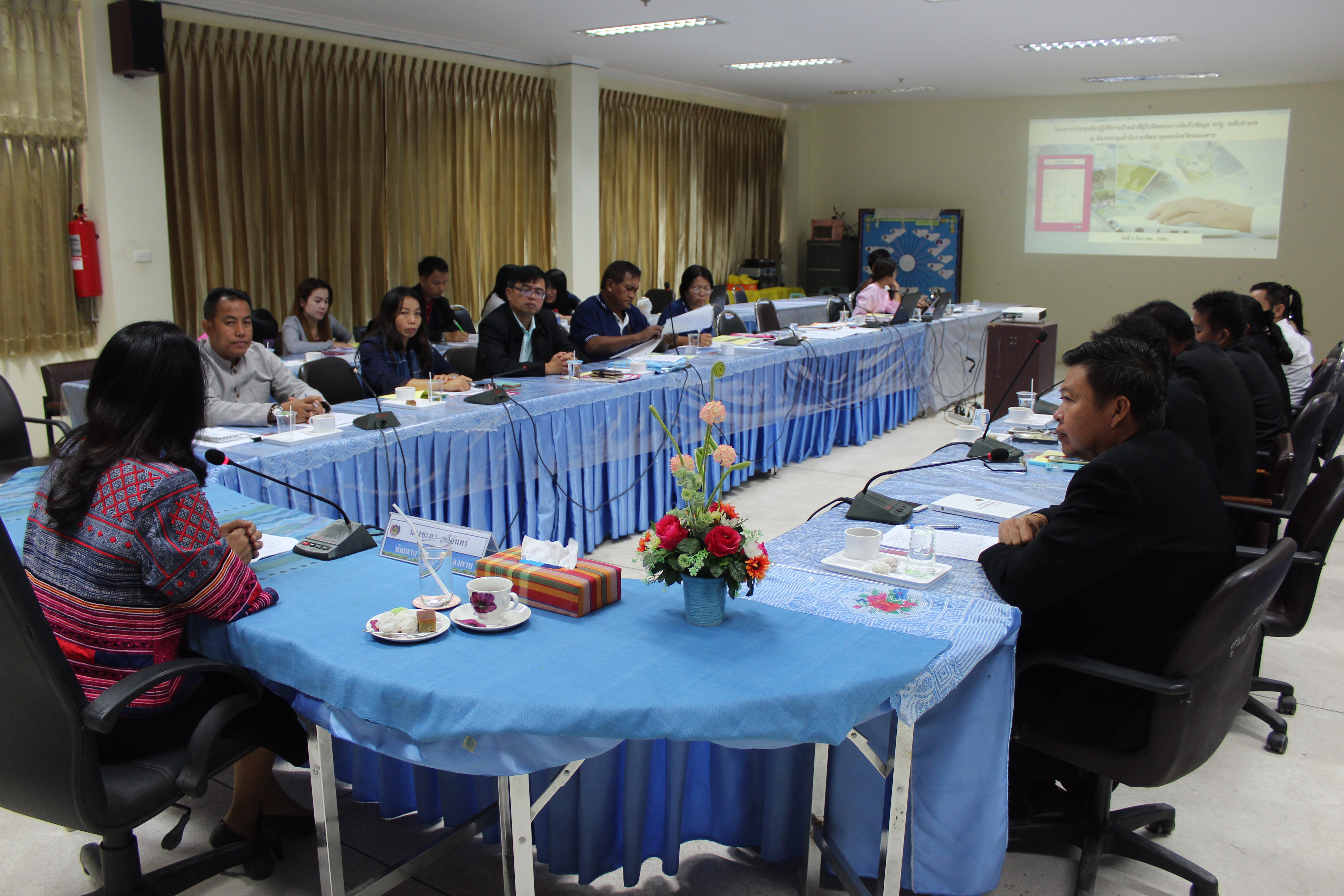 หนองคาย….ประชุมเชิงปฏิบัติการเจ้าหน้าที่ผู้รับผิดชอบการจัดเก็บข้อมูล จปฐ. ระดับอำเภอ ณ ห้องประชุมสพจ.หนองคาย ศาลากลางฯชั้น 1