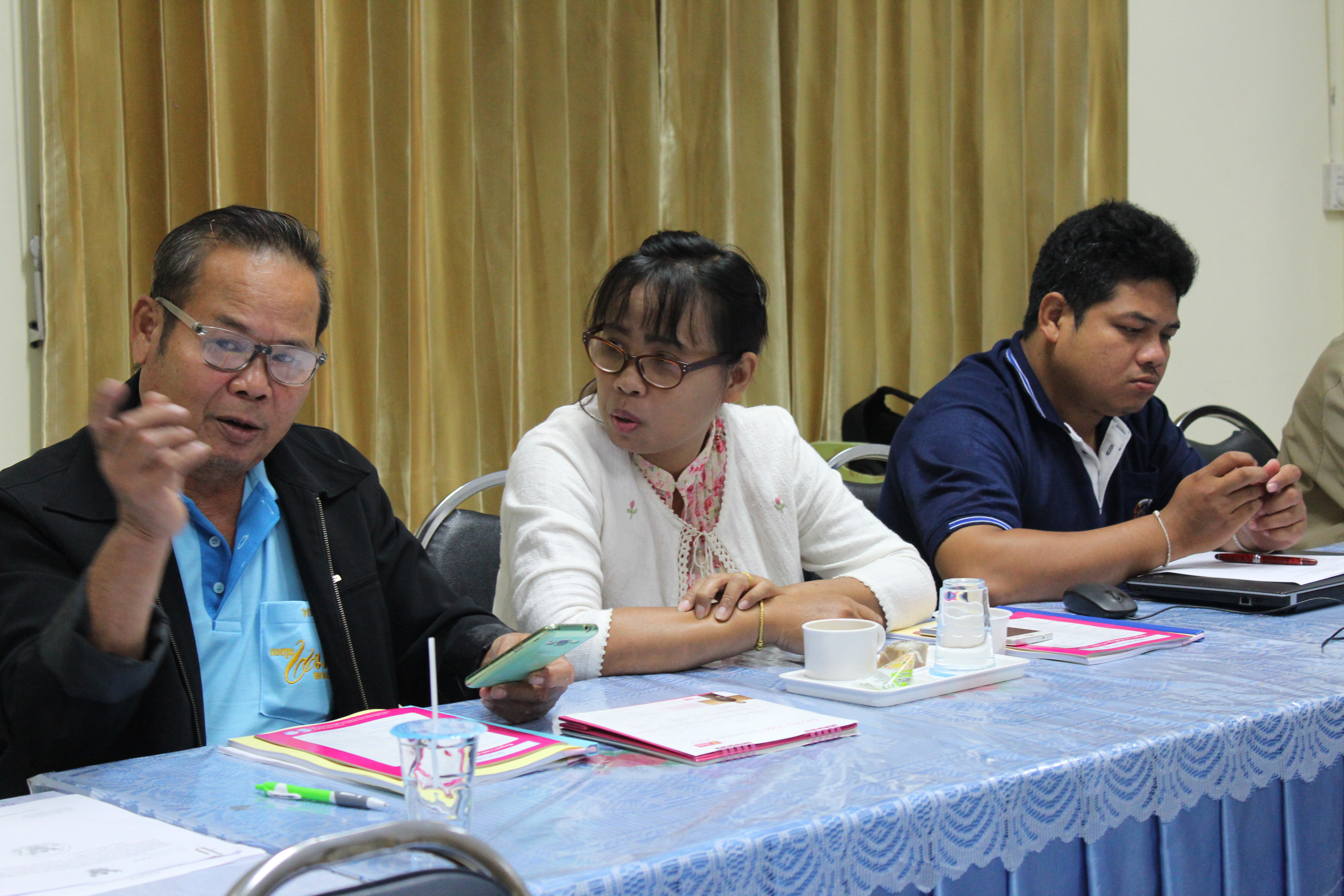 หนองคาย….ประชุมเชิงปฏิบัติการเจ้าหน้าที่ผู้รับผิดชอบการจัดเก็บข้อมูล จปฐ. ระดับอำเภอ ณ ห้องประชุมสพจ.หนองคาย ศาลากลางฯชั้น 1