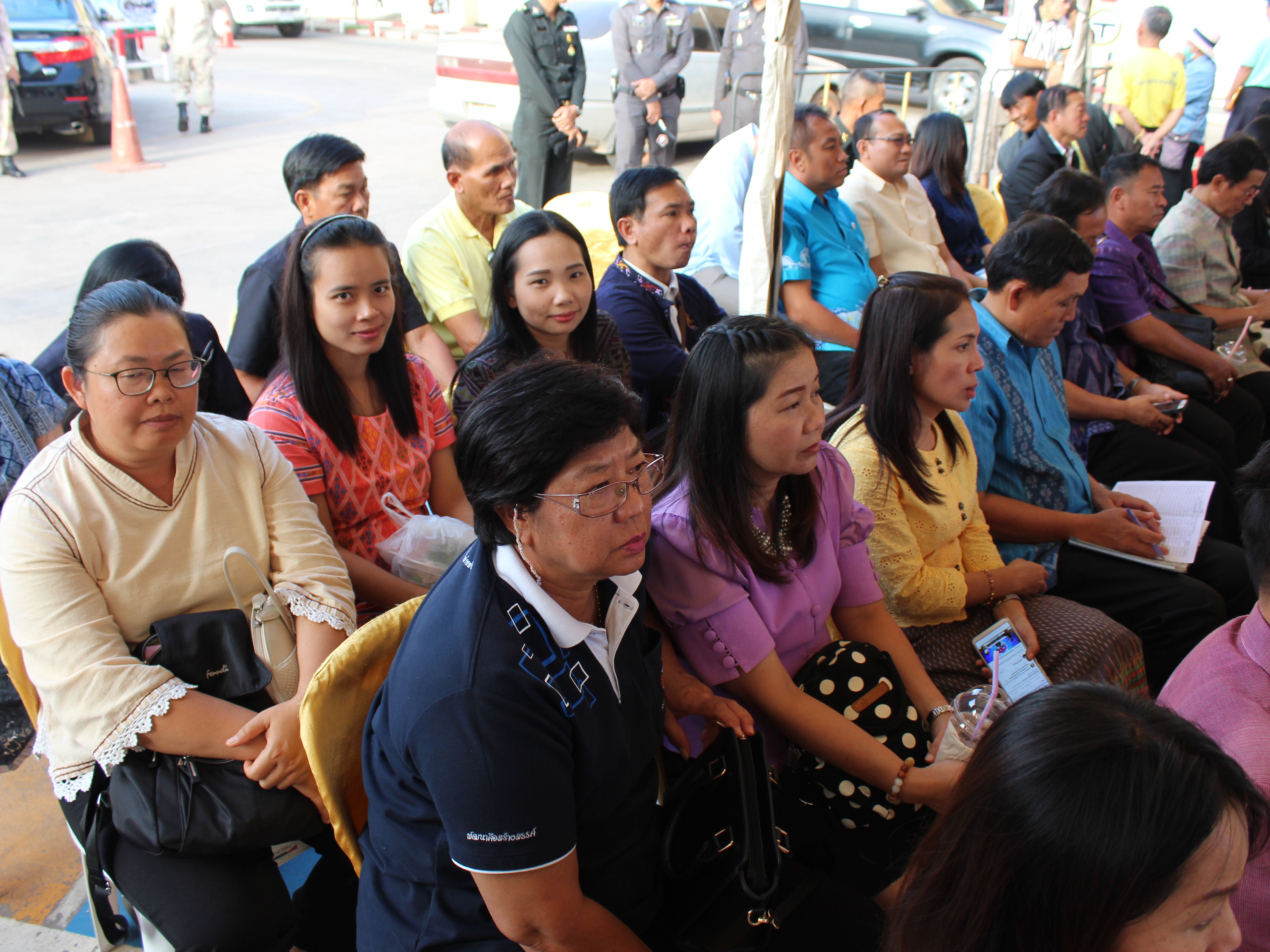 หนองคาย..Kick Off ตลาดนัดประชารัฐ โดย พช.หนองคายเป็นแกนหลัก !!!!!”