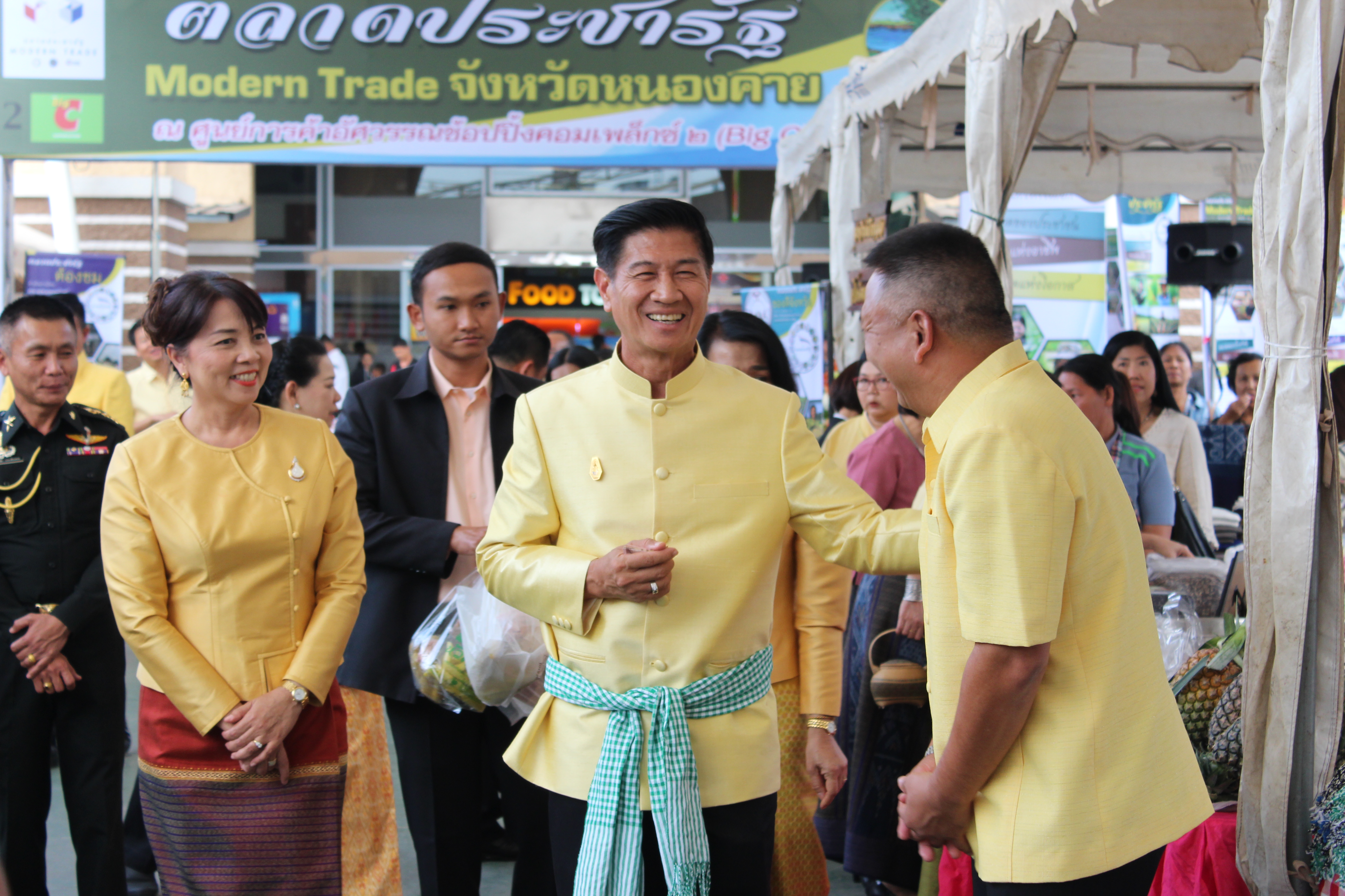 หนองคาย..Kick Off ตลาดนัดประชารัฐ โดย พช.หนองคายเป็นแกนหลัก !!!!!”