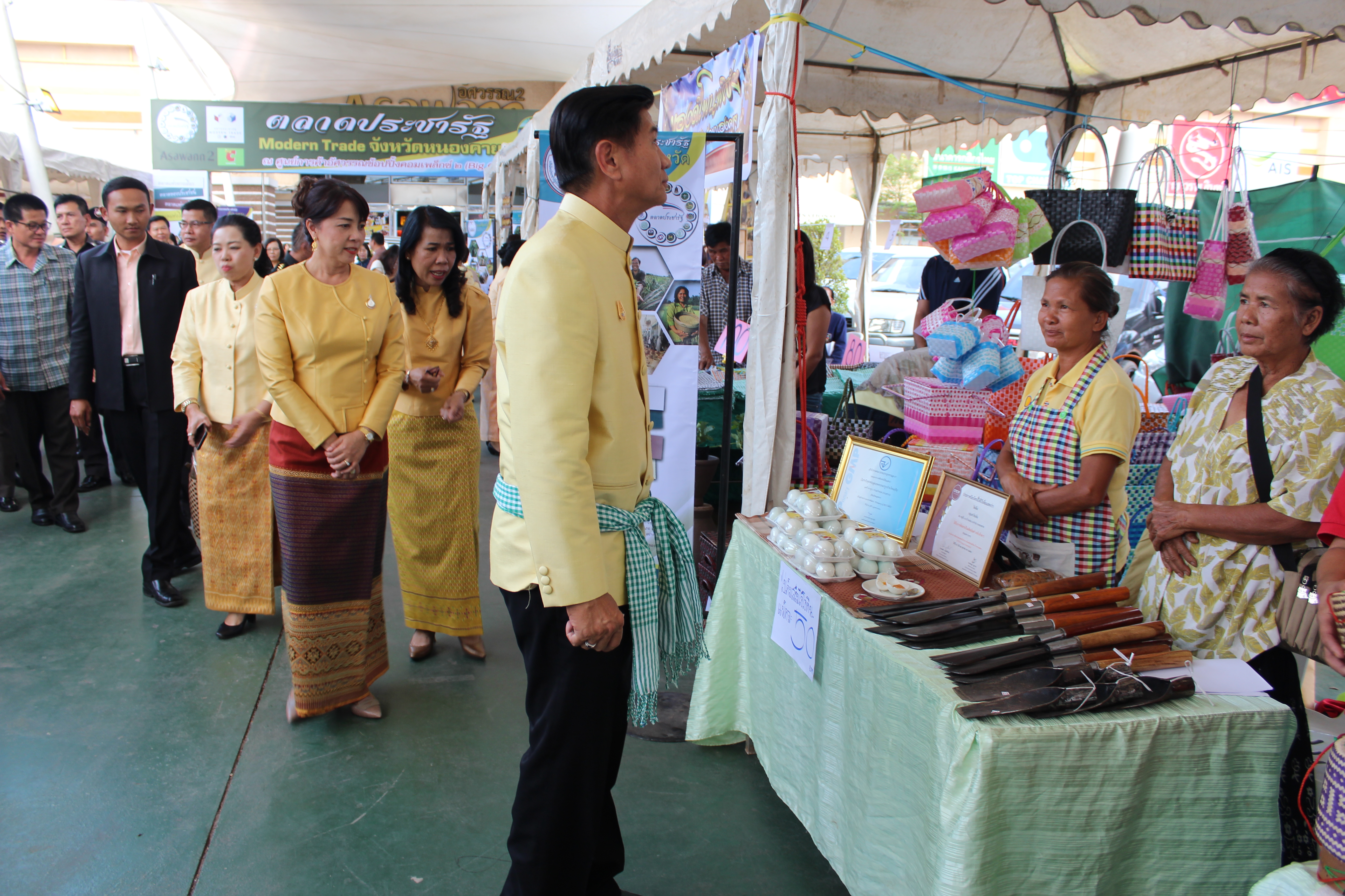 หนองคาย..Kick Off ตลาดนัดประชารัฐ โดย พช.หนองคายเป็นแกนหลัก !!!!!”