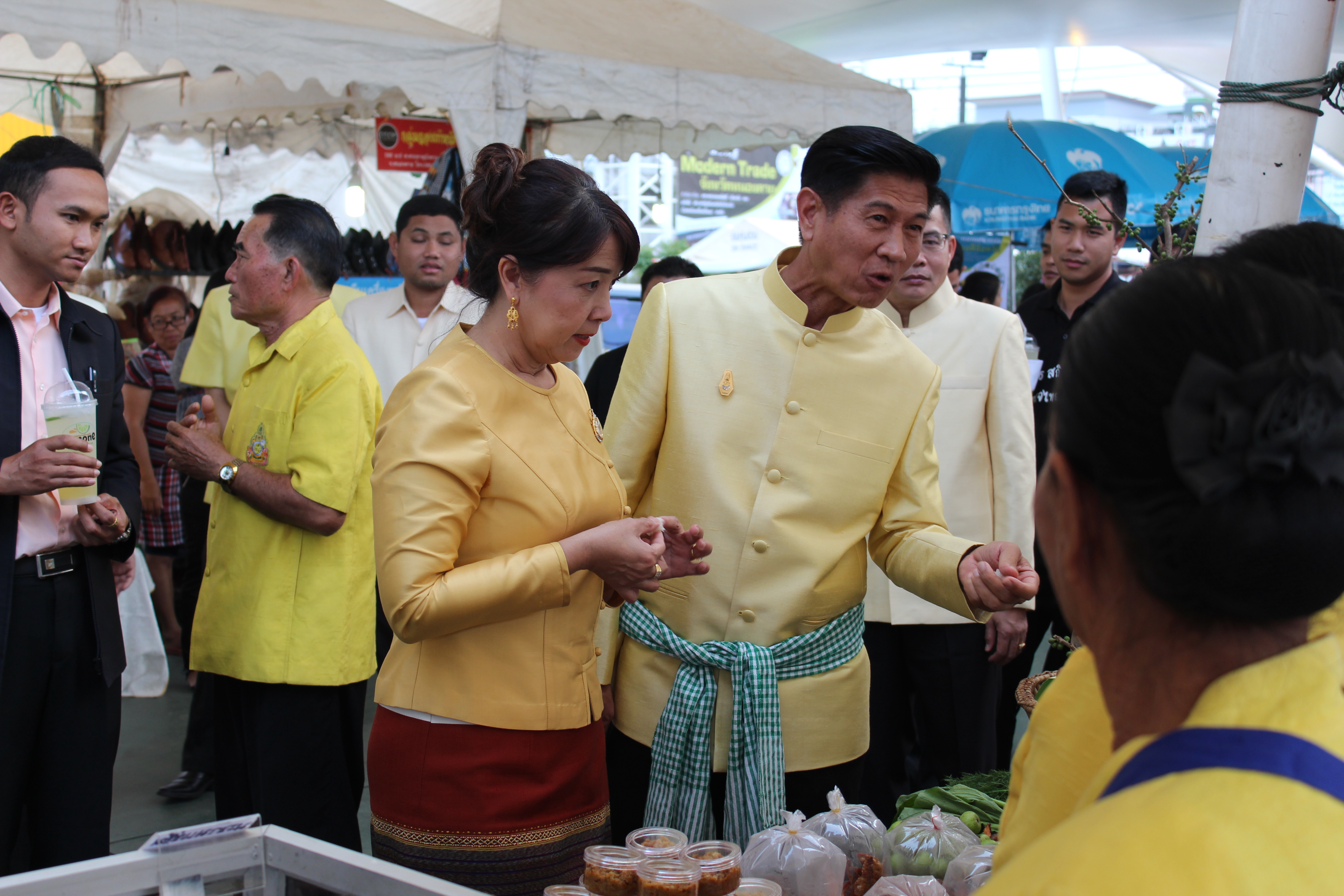 หนองคาย..Kick Off ตลาดนัดประชารัฐ โดย พช.หนองคายเป็นแกนหลัก !!!!!”