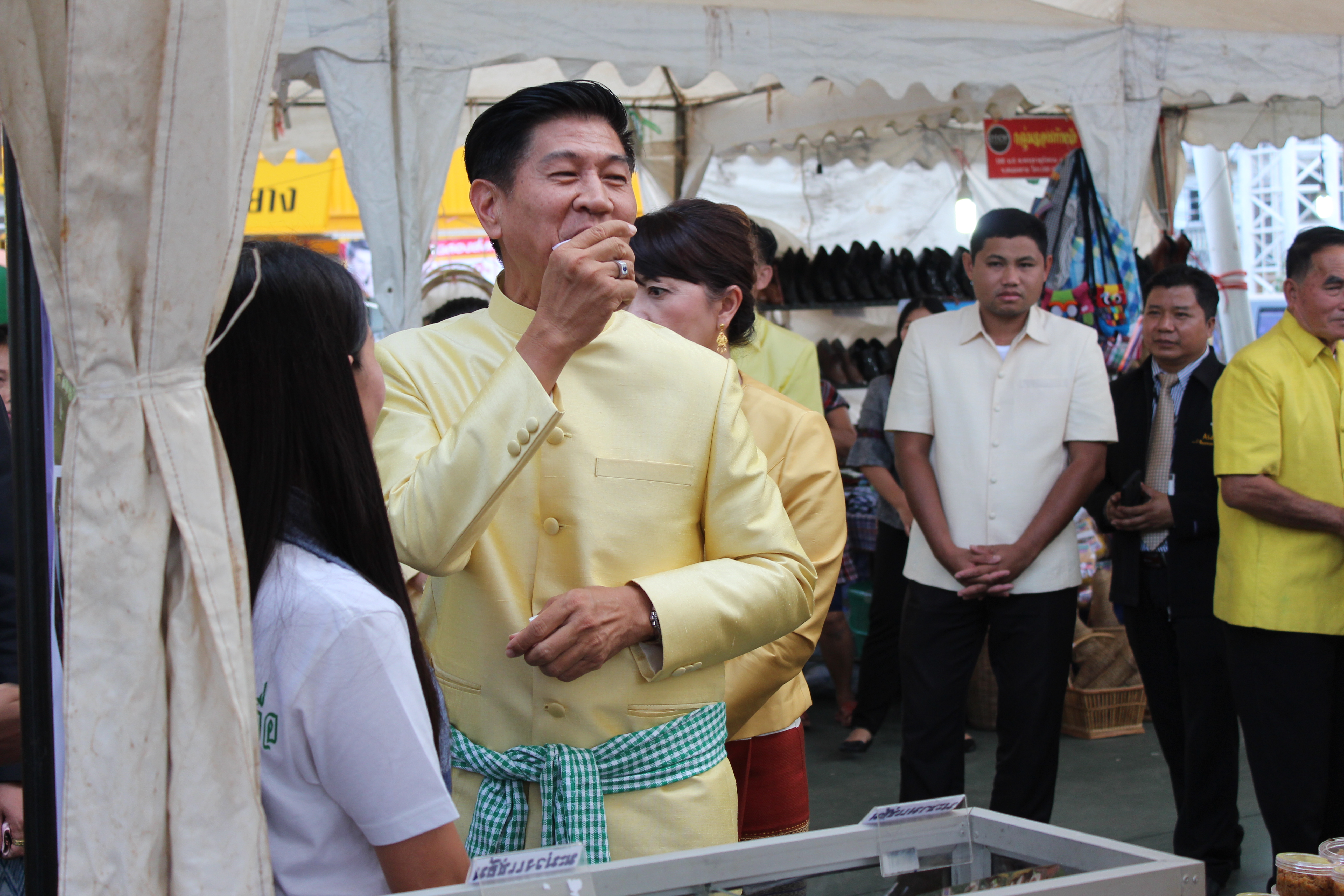 หนองคาย..Kick Off ตลาดนัดประชารัฐ โดย พช.หนองคายเป็นแกนหลัก !!!!!”