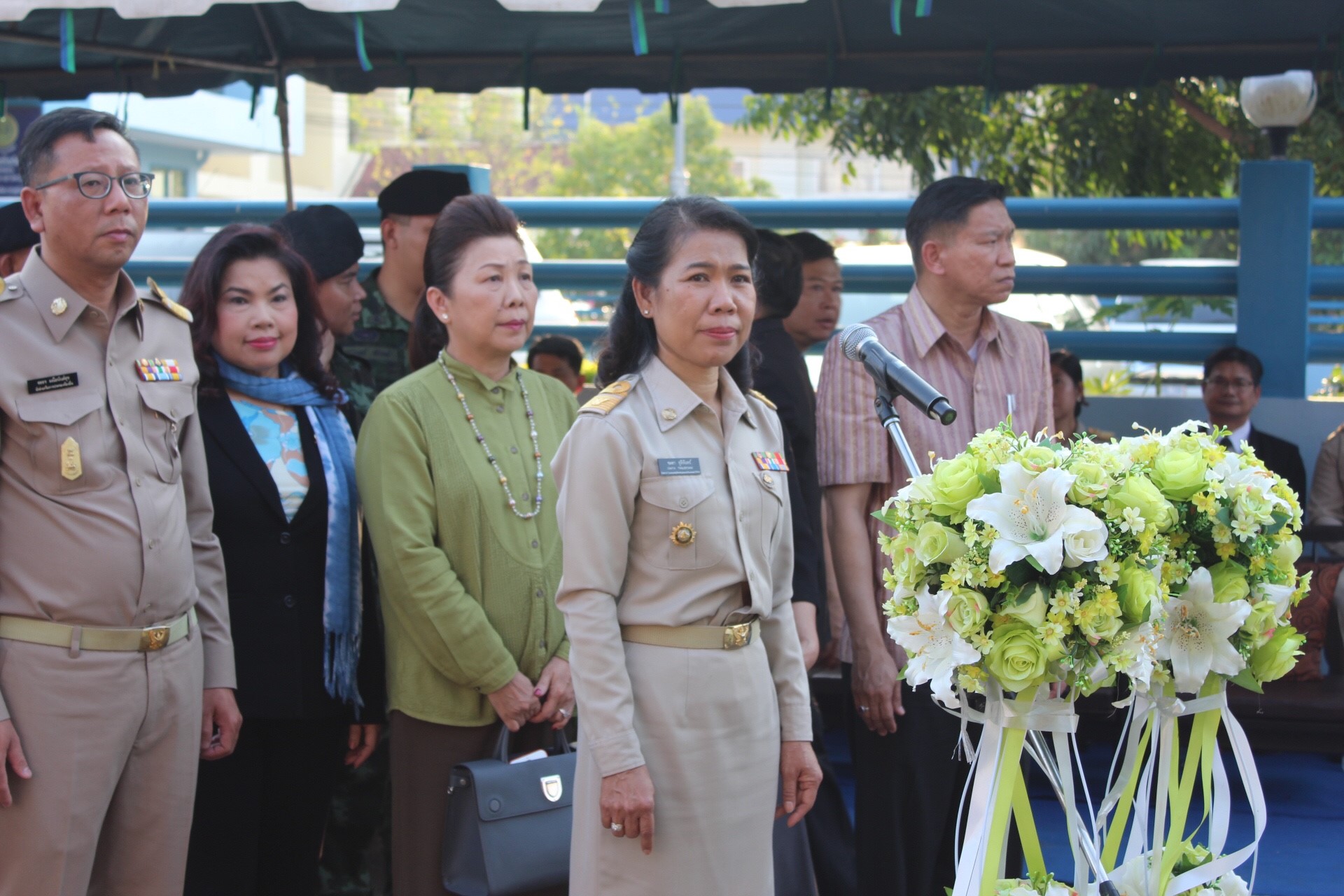 จังหวัดหนองคาย เปิดตลาดประชารัฐ คนไทยยิ้มได้
