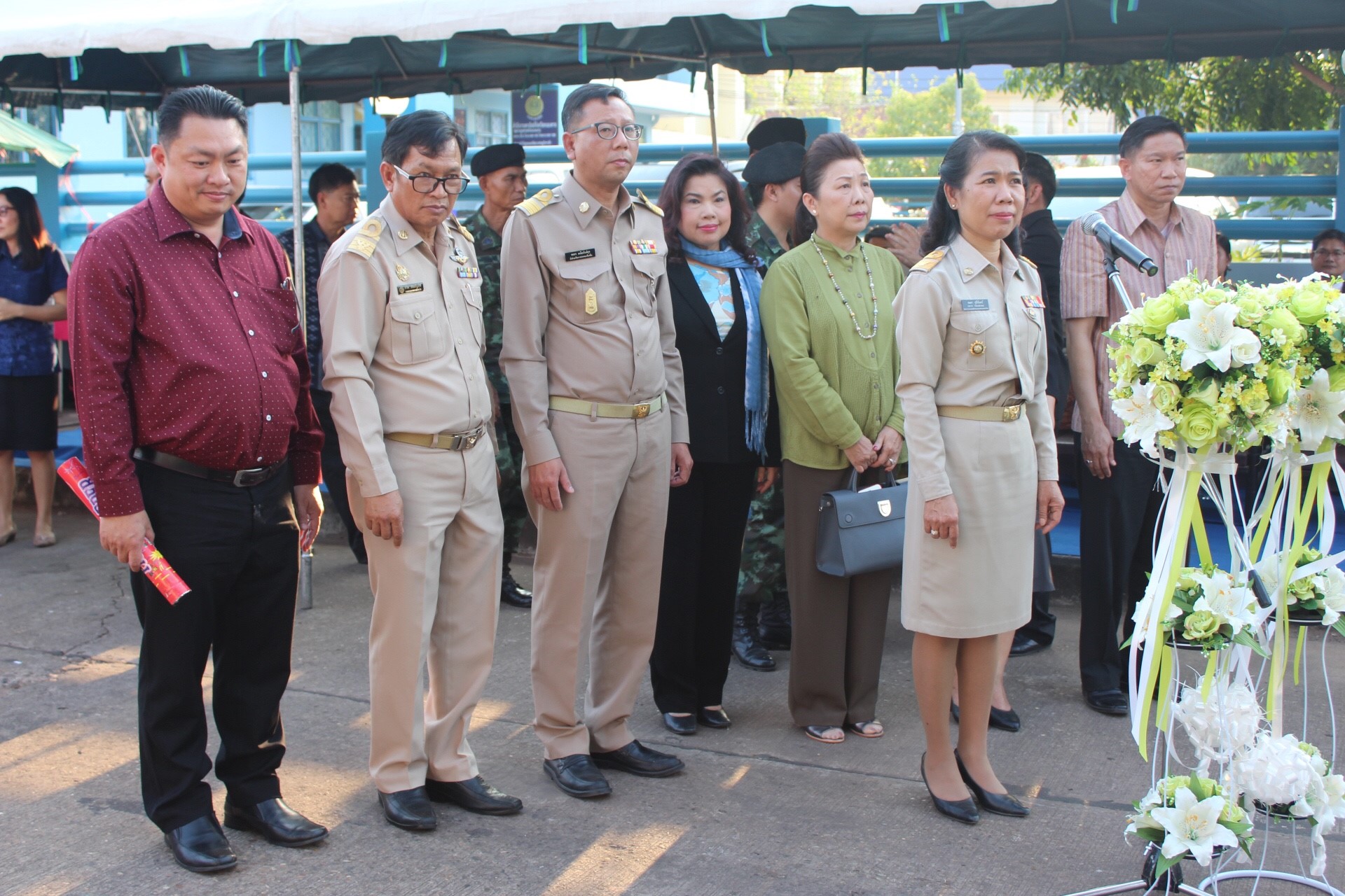 จังหวัดหนองคาย เปิดตลาดประชารัฐ คนไทยยิ้มได้
