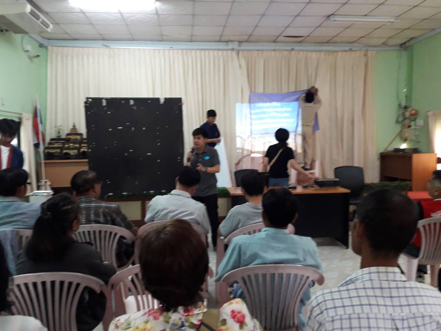 เจ้าหน้าที่พัฒนาชุมชนจังหวัดหนองคาย ร่วมการประชุมเชิงปฏิบัติการจัดทำแผนพัฒนาการท่องเที่ยวโดย ชุมชนต้นแบบ เขตพัฒนาการท่องเที่ยววิถีชีวิตลุ่มน้ำโขง