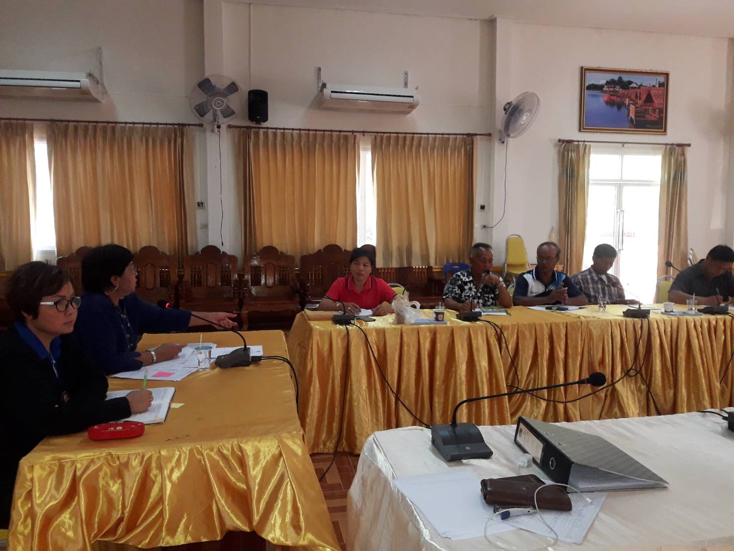 จนท.พช.หนองคาย ออกติดตามสนับสนุนการบริหารจัดการกองทุนชุมชน แก่คณะทำงานจัดการกองทุนชุมชนในหมู่บ้านเป้าหมายโครงการสร้างและขยายผลสัมมาชีพชุมชน อำเภอเฝ้าไร่