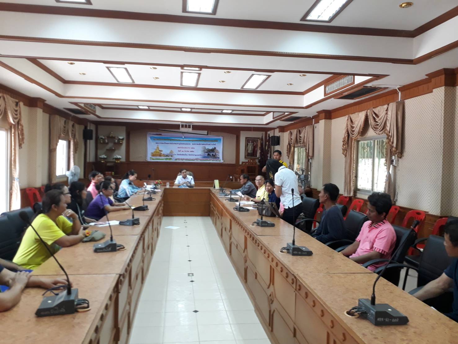 คณะตรวจสอบคุณภาพและมาตรฐานการจัดเก็บ/บันทึกประมวลผลข้อมูล จปฐ. ปี 2561 ชุดที่ 3 นำโดยนายสมปอง จันทะพันธ์ รองนายแพทย์สาธารณสุขจังหวัดหนองคาย และคณะทำงานติดตามประเมินผลการจัดเก็บและบันทึกข้อมูล จปฐ.ระดับจังหวัด ลงพื้นที่สอบคุณภาพและมาตรฐานการจัดเก็บ/บันทึกประมวลผลข้อมูล จปฐ. ปี2561 ณ อำเภอโพนพิสัย