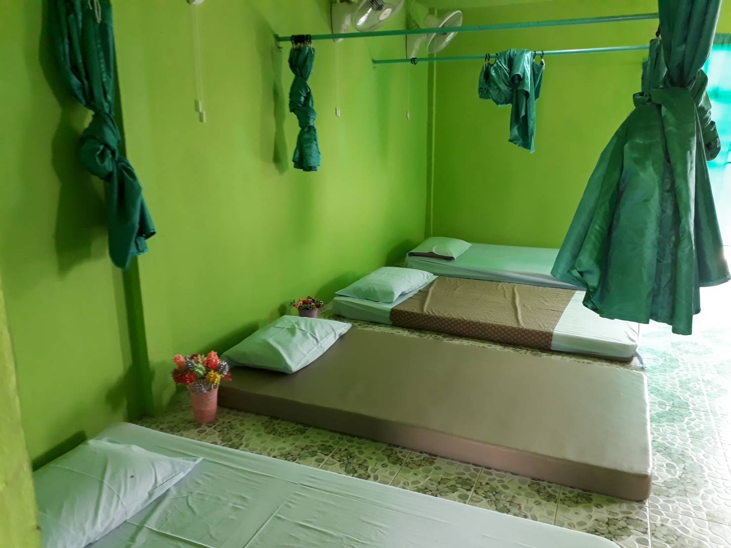 ผู้ช่วยหัวหน้ากลุ่มงานสารสนเทศการพัฒนาชุมชน ร่วมออกตรวจผลงานกลุ่มวิสาหกิจชุมชนดีเด่น อ.โพธิ์ตาก อ.ศรีเชียงใหม่ อ.สังคม