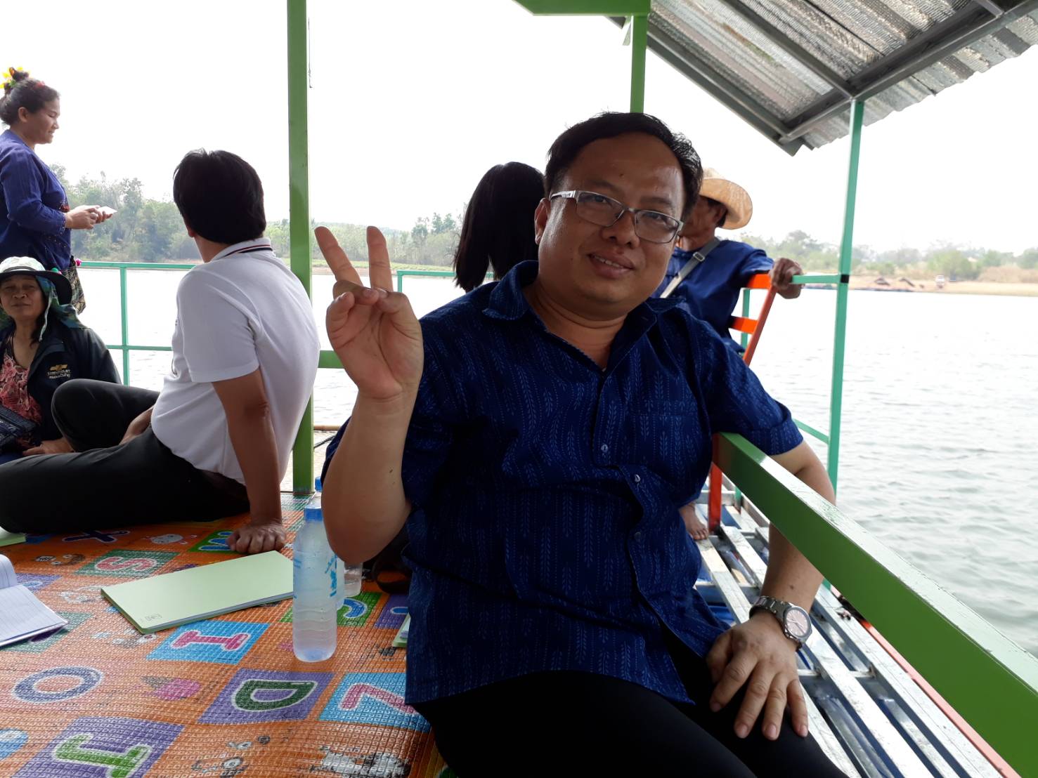 ผู้ช่วยหัวหน้ากลุ่มงานสารสนเทศการพัฒนาชุมชน ร่วมออกตรวจผลงานกลุ่มวิสาหกิจชุมชนดีเด่น อ.โพธิ์ตาก อ.ศรีเชียงใหม่ อ.สังคม