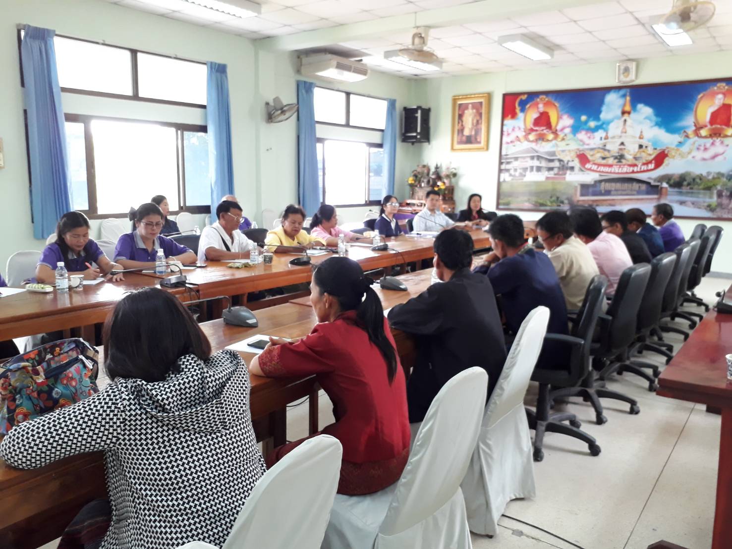 พัฒนาชุมชนหนองคาย ออกติดตามสนับสนุนการบริหารจัดการกองทุนชุมชน แก่คณะทำงานจัดการกองทุนชุมชน ในหมู่บ้านเป้าหมายโครงการสร้างและขยายผลสัมมาชีพชุมชน อำเภอศรีเชียงใหม่