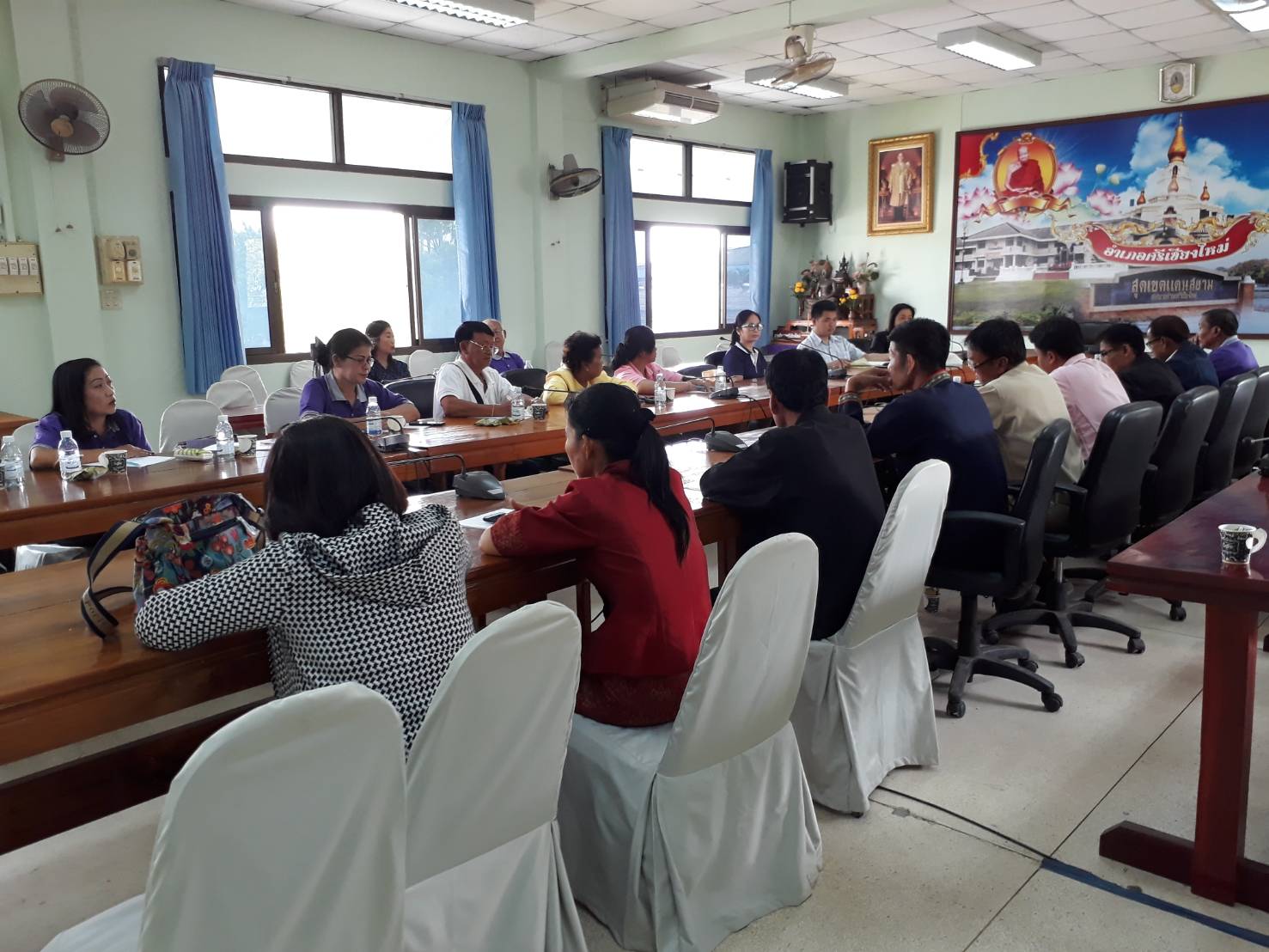 พัฒนาชุมชนหนองคาย ออกติดตามสนับสนุนการบริหารจัดการกองทุนชุมชน แก่คณะทำงานจัดการกองทุนชุมชน ในหมู่บ้านเป้าหมายโครงการสร้างและขยายผลสัมมาชีพชุมชน อำเภอศรีเชียงใหม่