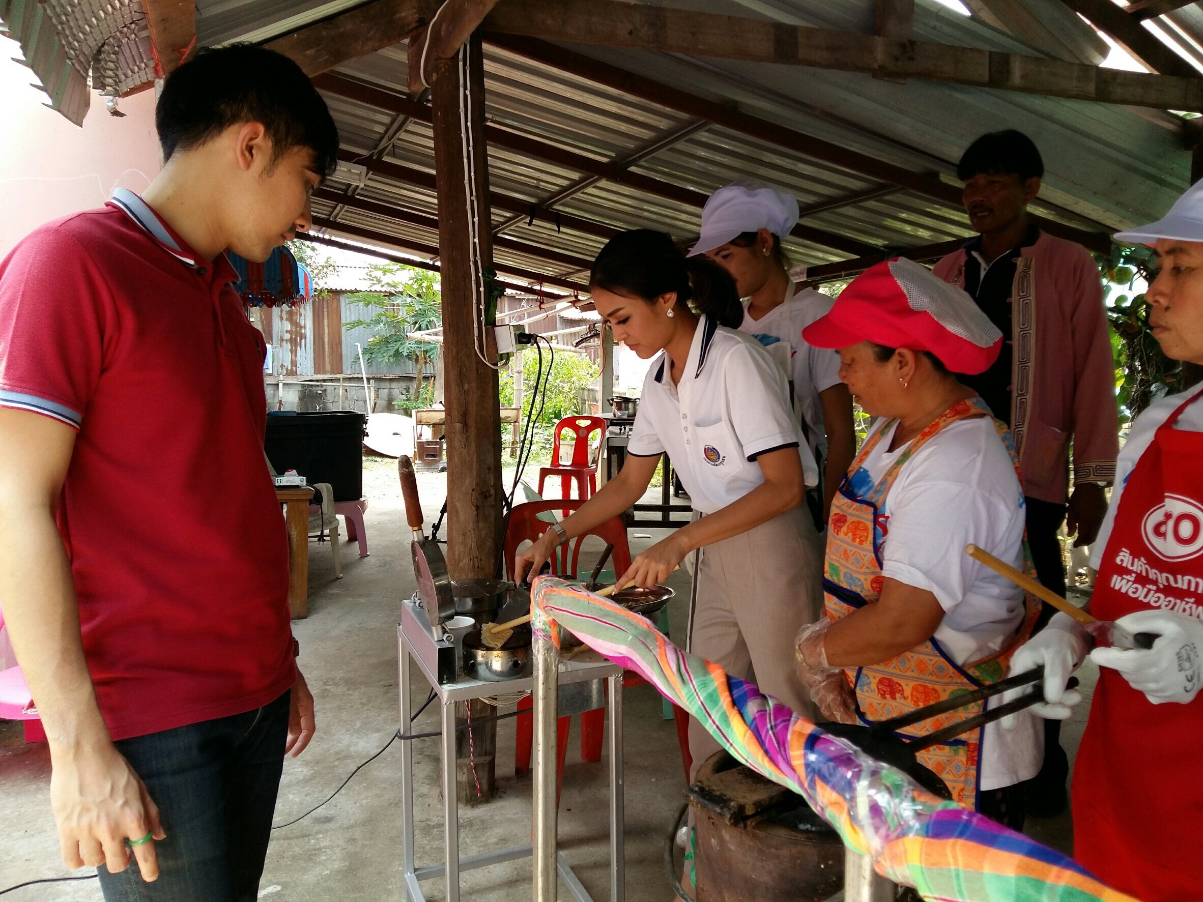 รายการ “เช็คอินที่นี่…ของดี พช.” ตอน พัฒนาสัมมาชีพชุมชน สู่วิถีความพอเพียง ถ่ายทำที่จังหวัดหนองคาย