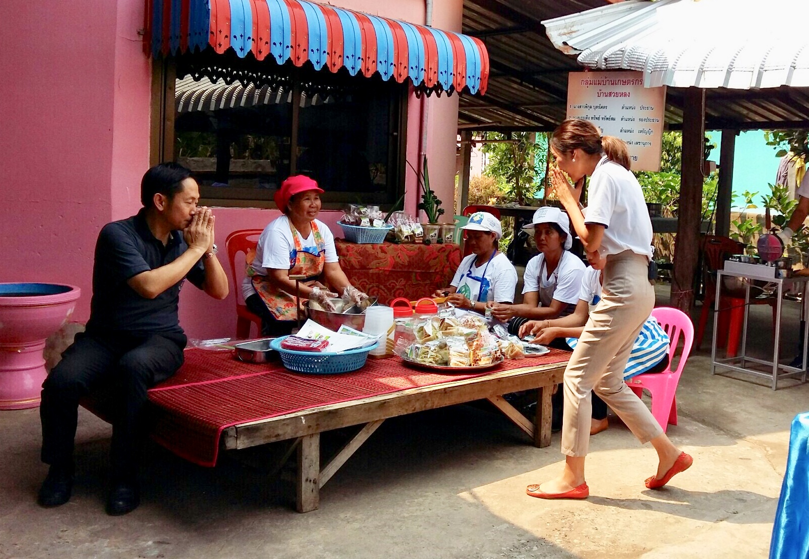 รายการ “เช็คอินที่นี่…ของดี พช.” ตอน พัฒนาสัมมาชีพชุมชน สู่วิถีความพอเพียง ถ่ายทำที่จังหวัดหนองคาย
