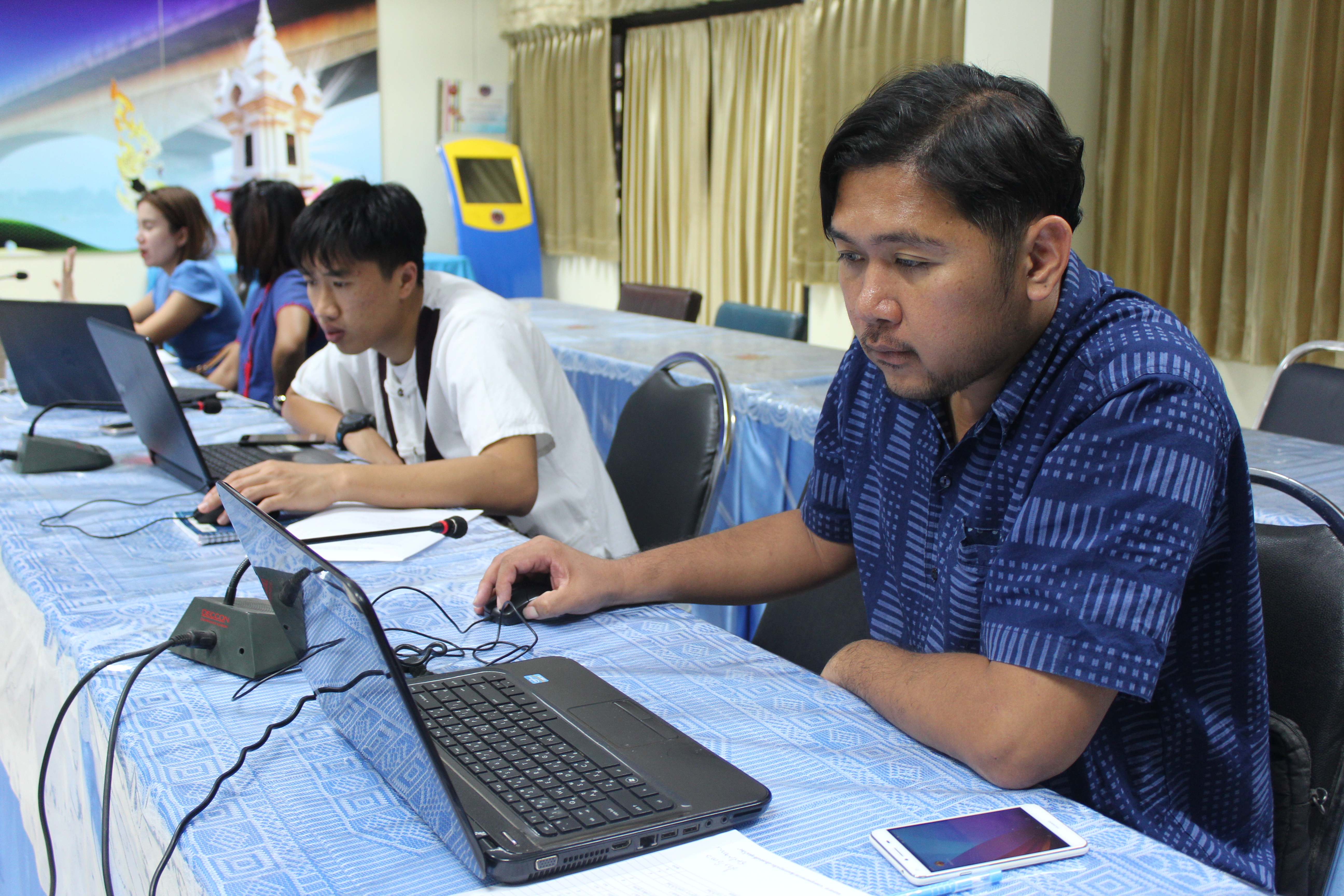 พช.หนองคาย จัดโครงการเว็บไซต์สำนักงานพัฒนาชุมชนอำเภอดีเด่น เสริมสร้างภาพลักษณ์องค์กรที่ดี มีธรรมาภิบาล