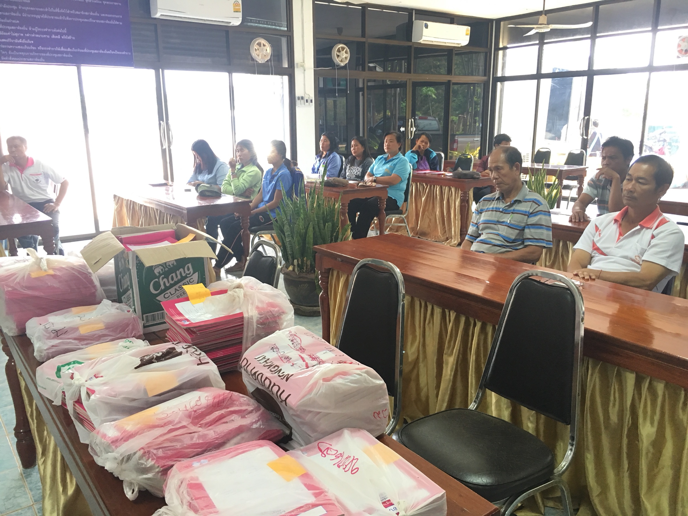 คณะตรวจสอบคุณภาพและมาตรฐานการจัดเก็บ/บันทึกประมวลผลข้อมูล จปฐ. ปี2561 ชุดที่ 1 ลงพื้นที่อำเภอสังคม