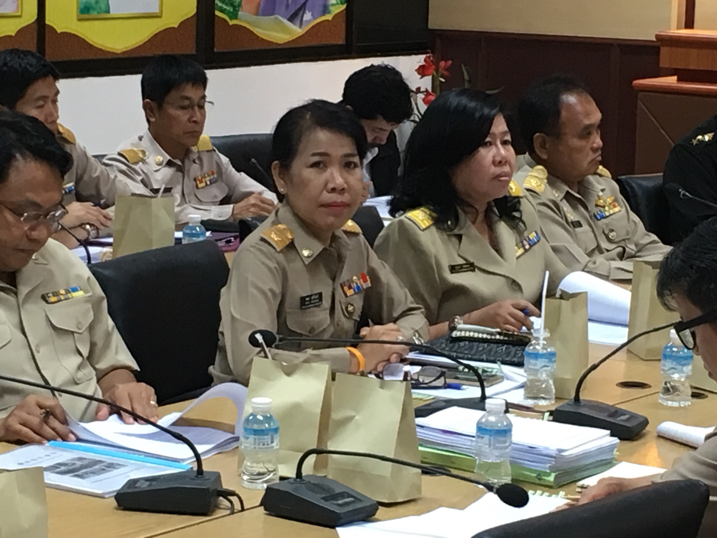 นางชะตา ธุลีจันทร์ พัฒนาการจังหวัดหนองคาย ร่วมประชุมคณะอนุกรรมการนโยบายที่ดินจังหวัดหนองคาย ครั้งที่ 1/2561