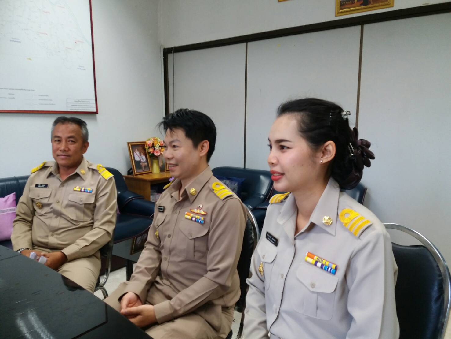 ข้าราชการที่ได้รับการบรรจุแต่งตั้งให้ปฏิบัติหน้าที่ ณ จังหวัดหนองคาย เข้ารายงานตัวต่อ ผวจ.และ พจ.หนองคาย