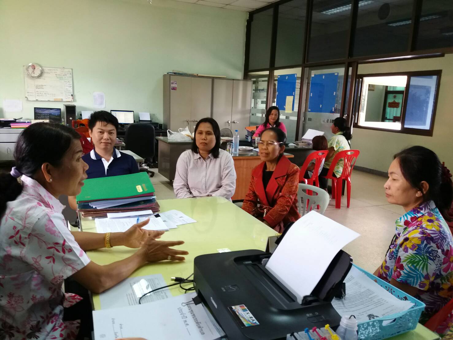 พจ.หนองคาย ติดตามการดำเนินงานฯ ณ สพอ.ศรีเชียงใหม่