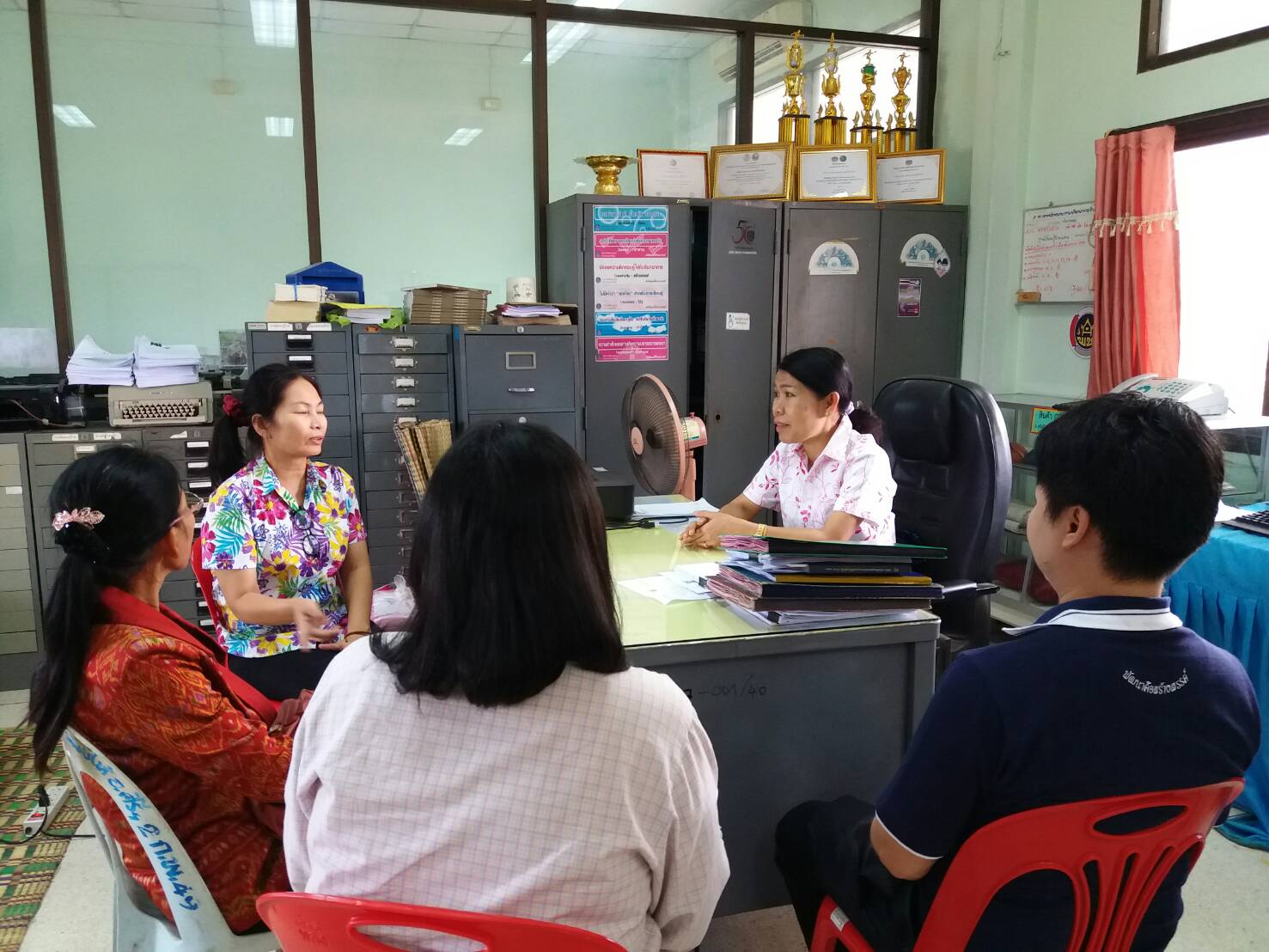 พจ.หนองคาย ติดตามการดำเนินงานฯ ณ สพอ.ศรีเชียงใหม่