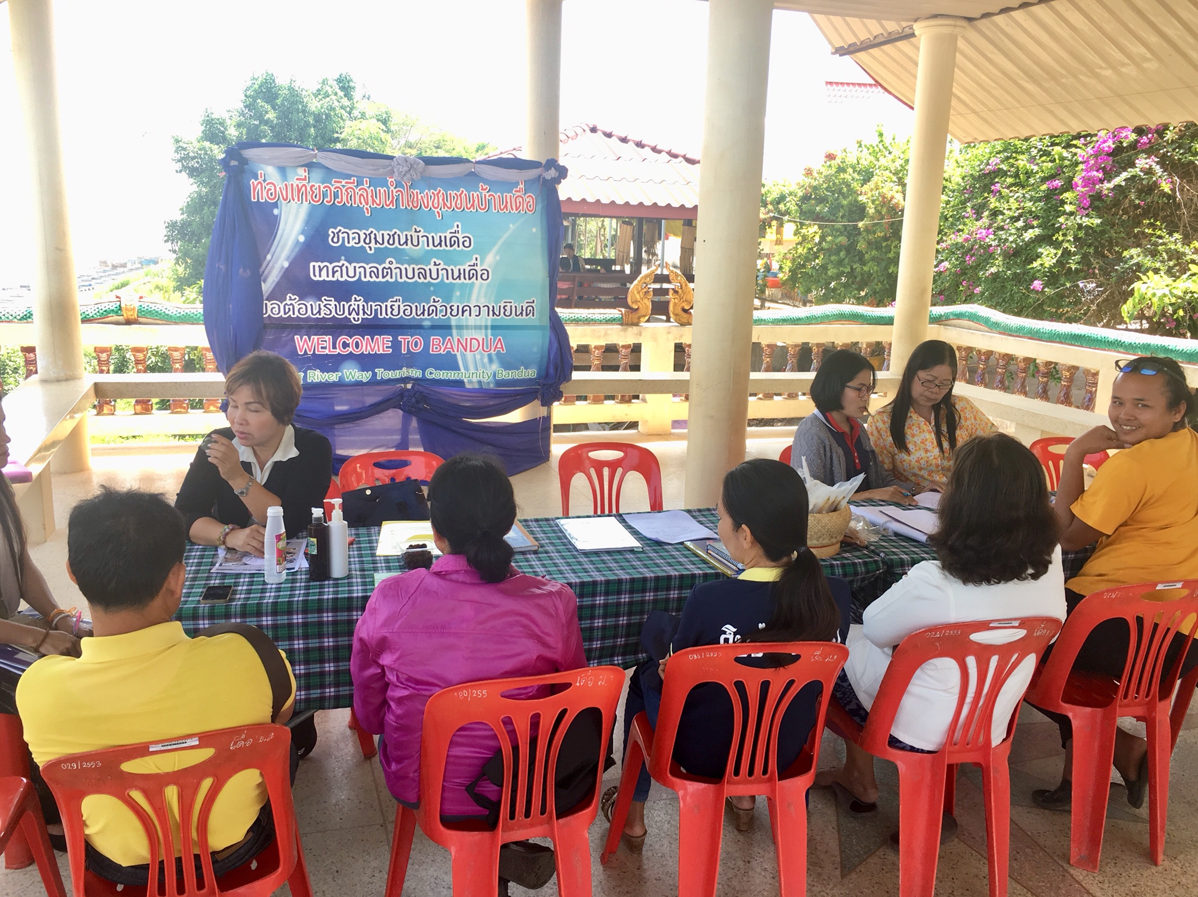 สพจ.หนองคาย ดตามการดำเนินงานโครงการยกระดับการท่องเที่ยวทางวัฒนธรรมครบวงจร ณ บ้านเดื่อ หมู่ที่ 2 ตำบลบ้านเดื่อ อำเภอเมืองหนองคาย