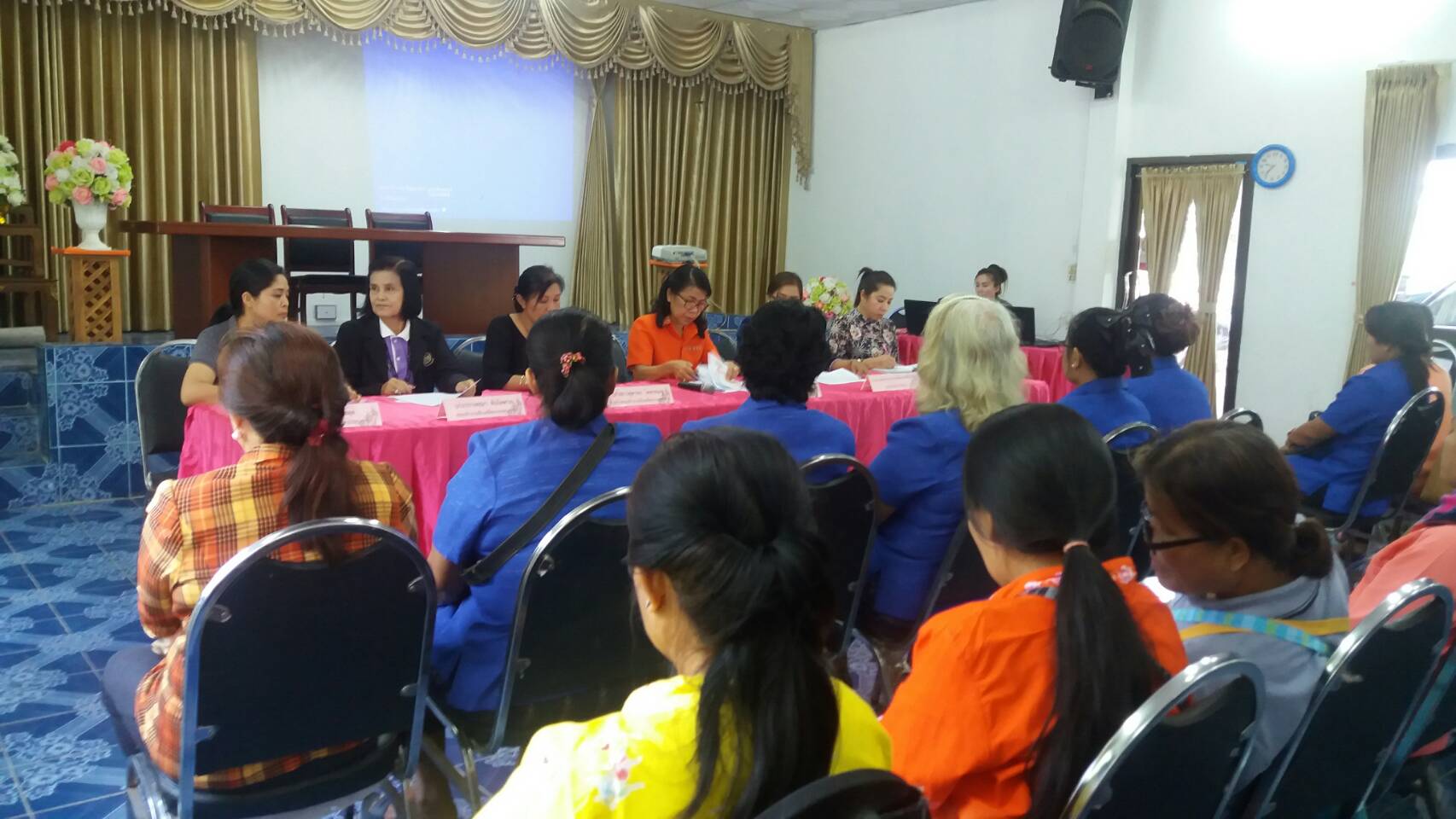 พัฒนาการจังหวัดหนองคาย ร่วมเป็นคณะติดตามการดำเนินงานกองทุนพัฒนาบทบาทสตรี ระดับจังหวัดลงพื้นที่ อำเภอสระใคร