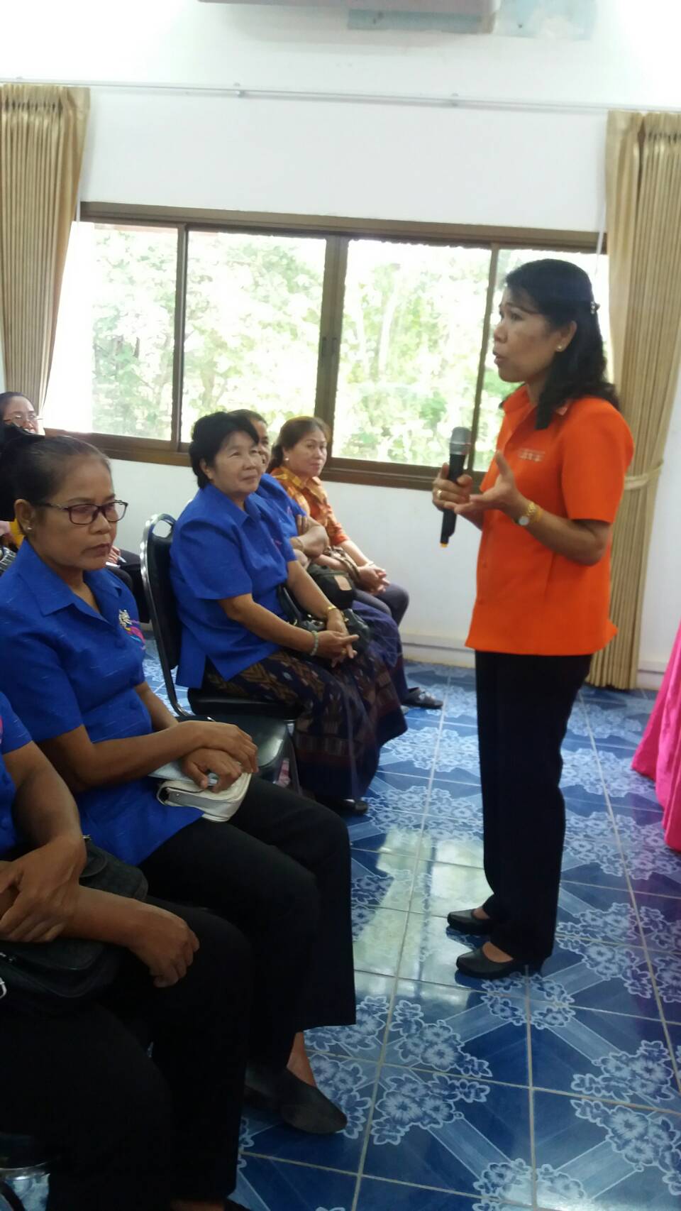 พัฒนาการจังหวัดหนองคาย ร่วมเป็นคณะติดตามการดำเนินงานกองทุนพัฒนาบทบาทสตรี ระดับจังหวัดลงพื้นที่ อำเภอสระใคร