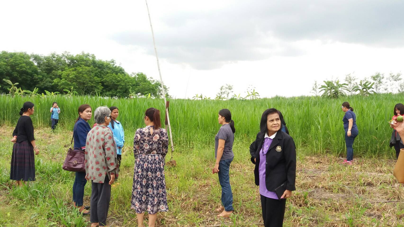 พัฒนาการจังหวัดหนองคาย ร่วมเป็นคณะติดตามการดำเนินงานกองทุนพัฒนาบทบาทสตรี ระดับจังหวัดลงพื้นที่ อำเภอสระใคร