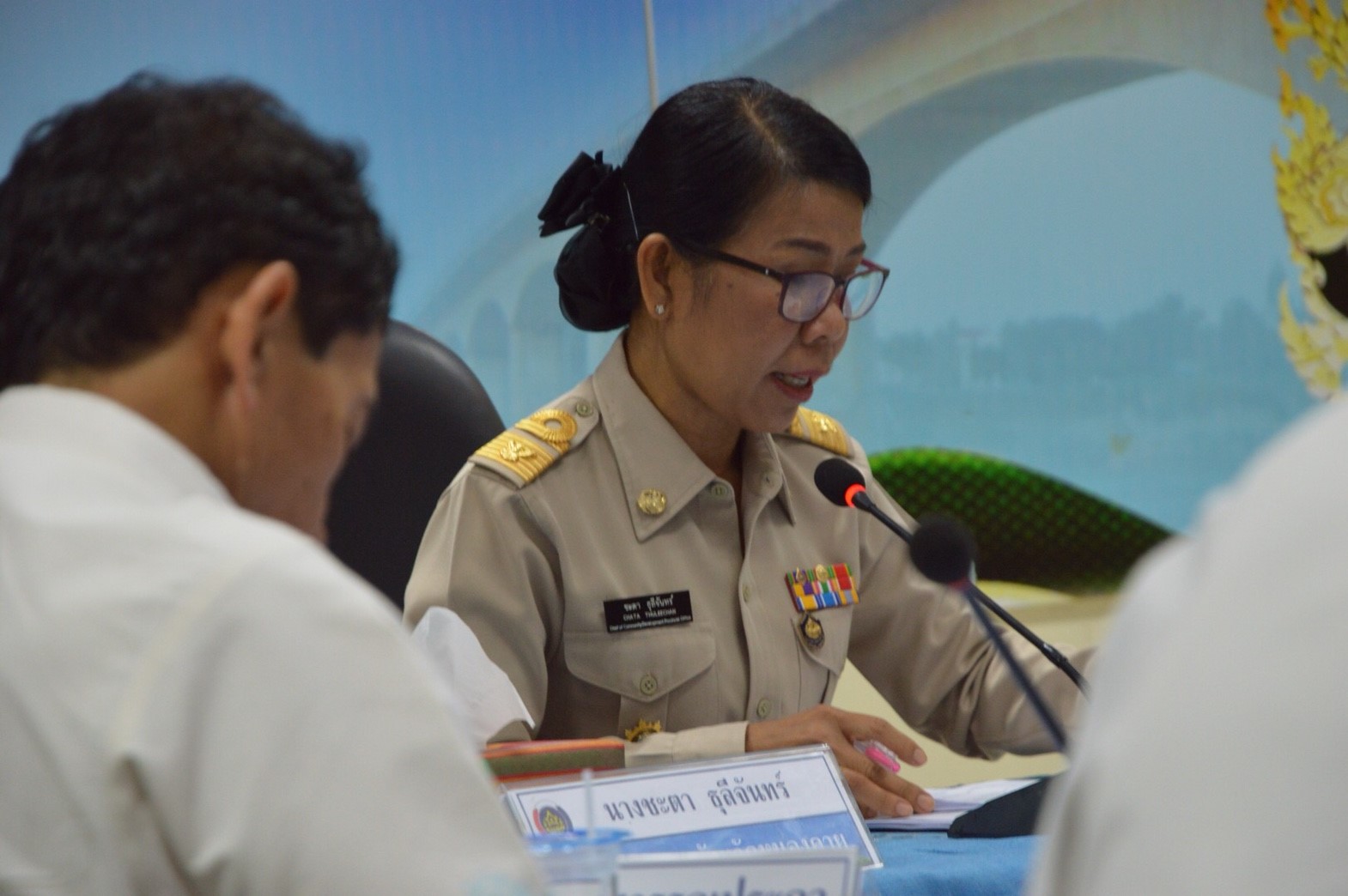 นางชะตา ธุลีจันทร์ พัฒนาการจังหวัดหนองคาย เป็นประธานในการประชุมประจำเดือน หัวหน้ากลุ่มงาน หัวหน้าฝ่าย พัฒนาการอำเภอ และนักวิชาการพัฒนาชุมชน ครั้งที่ 5/2561