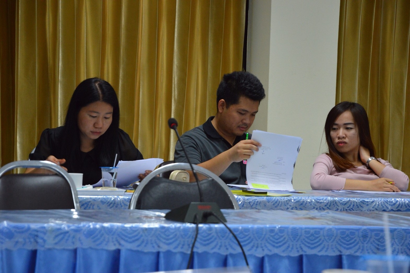 นางชะตา ธุลีจันทร์ พัฒนาการจังหวัดหนองคาย เป็นประธานในการประชุมประจำเดือน หัวหน้ากลุ่มงาน หัวหน้าฝ่าย พัฒนาการอำเภอ และนักวิชาการพัฒนาชุมชน ครั้งที่ 5/2561