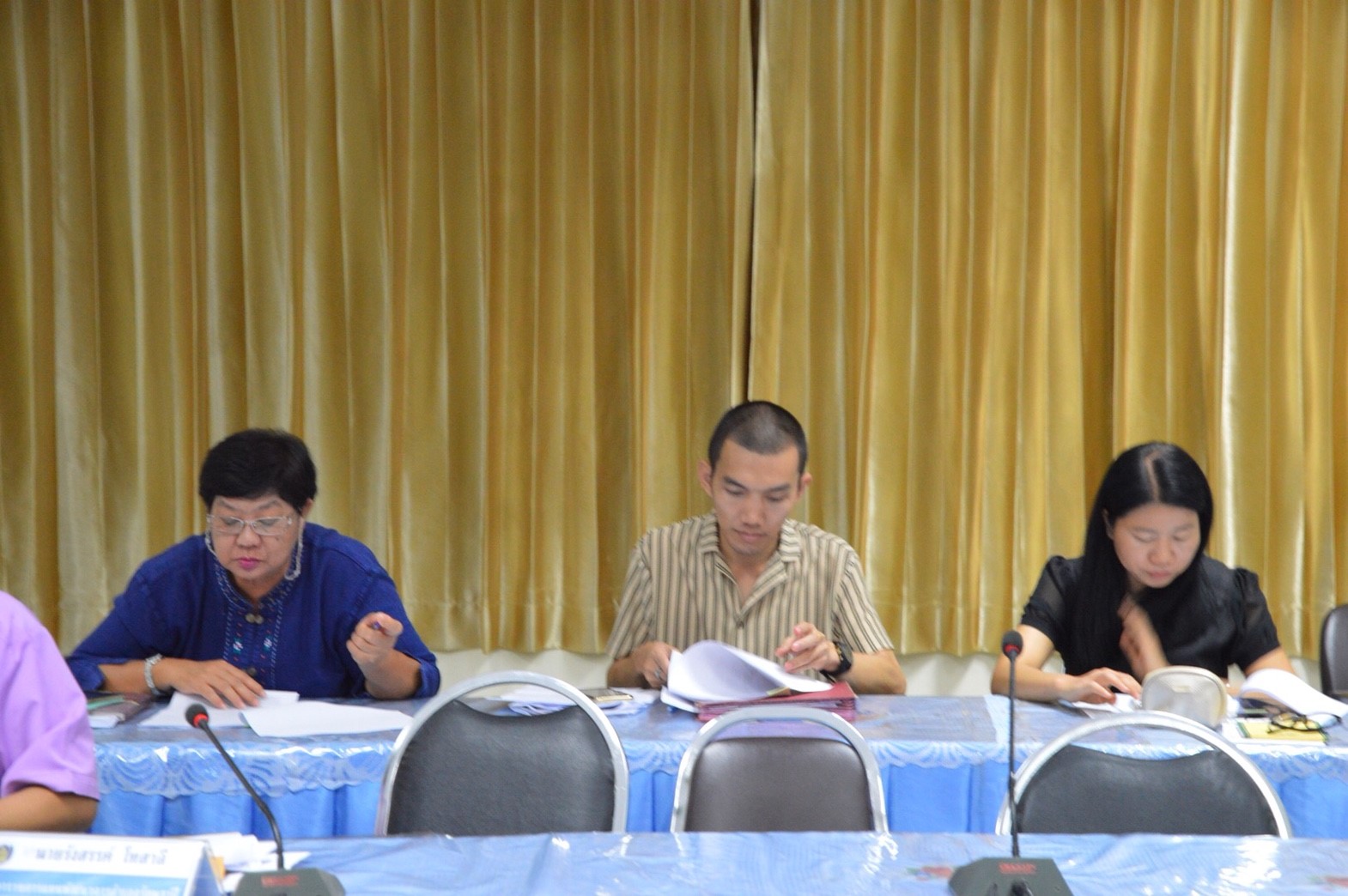 นางชะตา ธุลีจันทร์ พัฒนาการจังหวัดหนองคาย เป็นประธานในการประชุมประจำเดือน หัวหน้ากลุ่มงาน หัวหน้าฝ่าย พัฒนาการอำเภอ และนักวิชาการพัฒนาชุมชน ครั้งที่ 5/2561