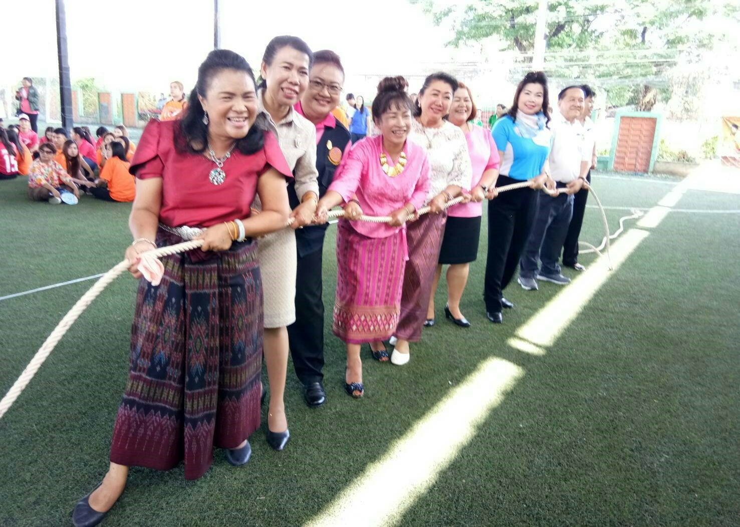 พจ.หนองคาย ร่วมกิจกรรมวันแรงงานแห่งชาติจังหวัดหนองคาย ประจำปี 2561