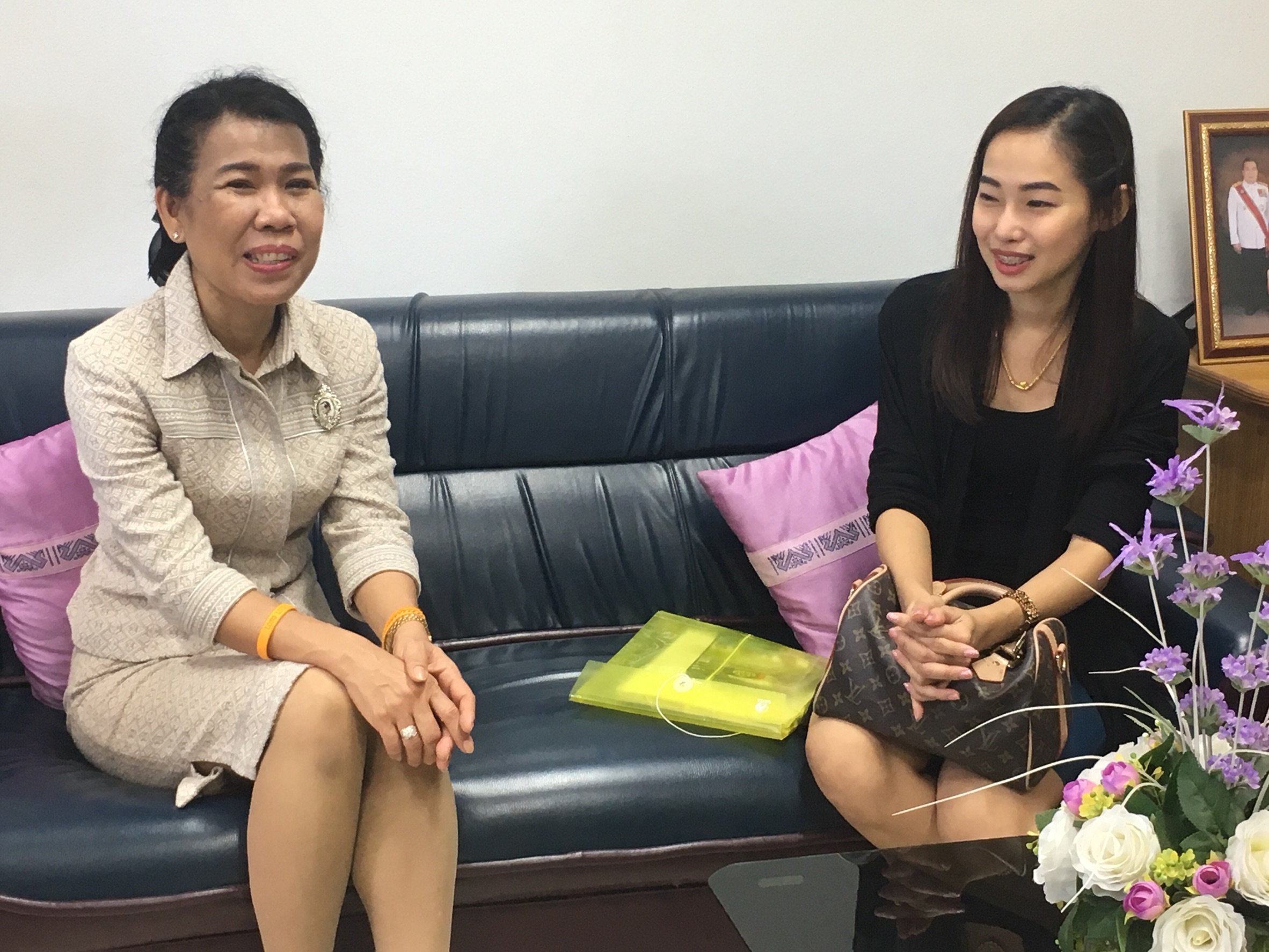 กรมการพัฒนาชุมชน ติดตามผลความก้าวหน้าการดำเนินงานของศูนย์จัดการกองทุนชุมชนจังหวัดหนองคาย