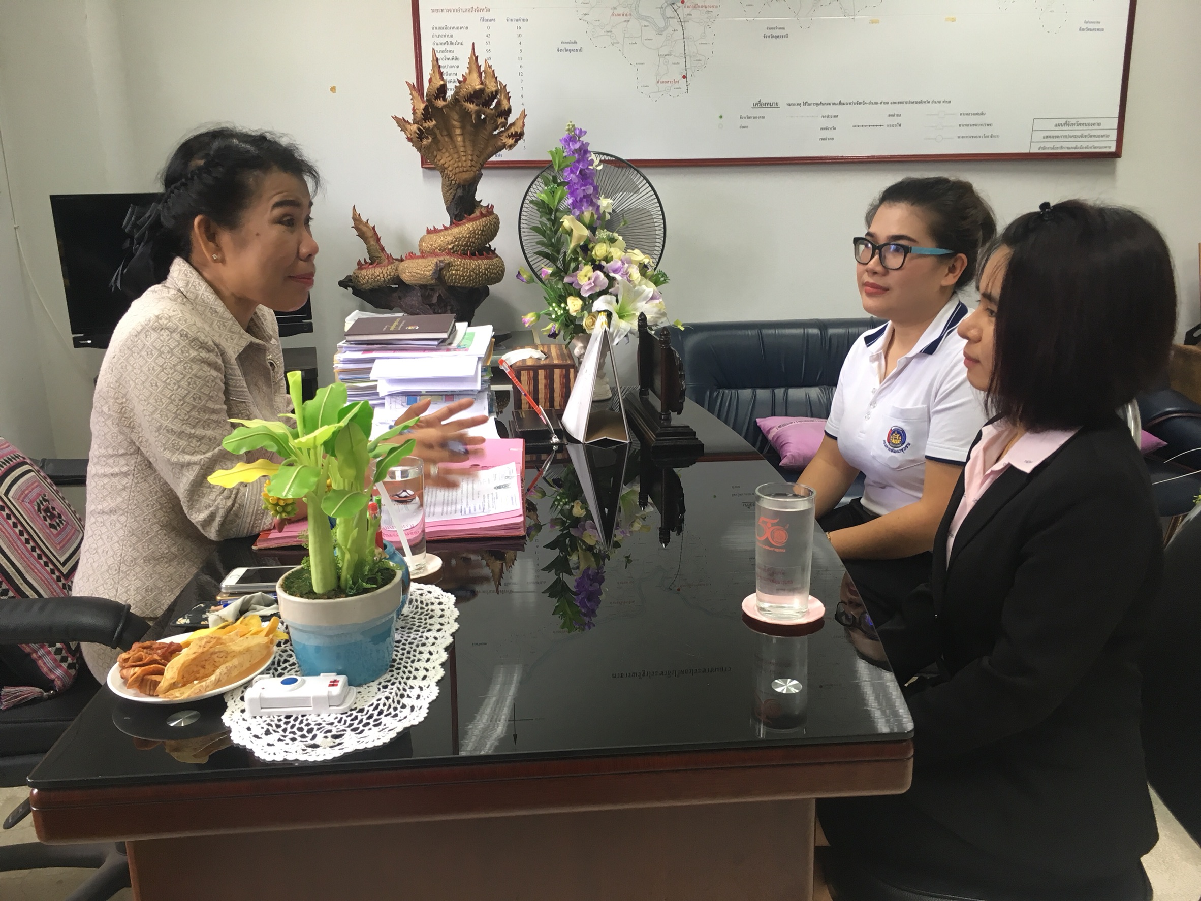 พช.หนองคาย ต้อนรับพนักงานกองทุนของสำนักงานกองทุนพัฒนาบทบาทสตรีคนใหม่