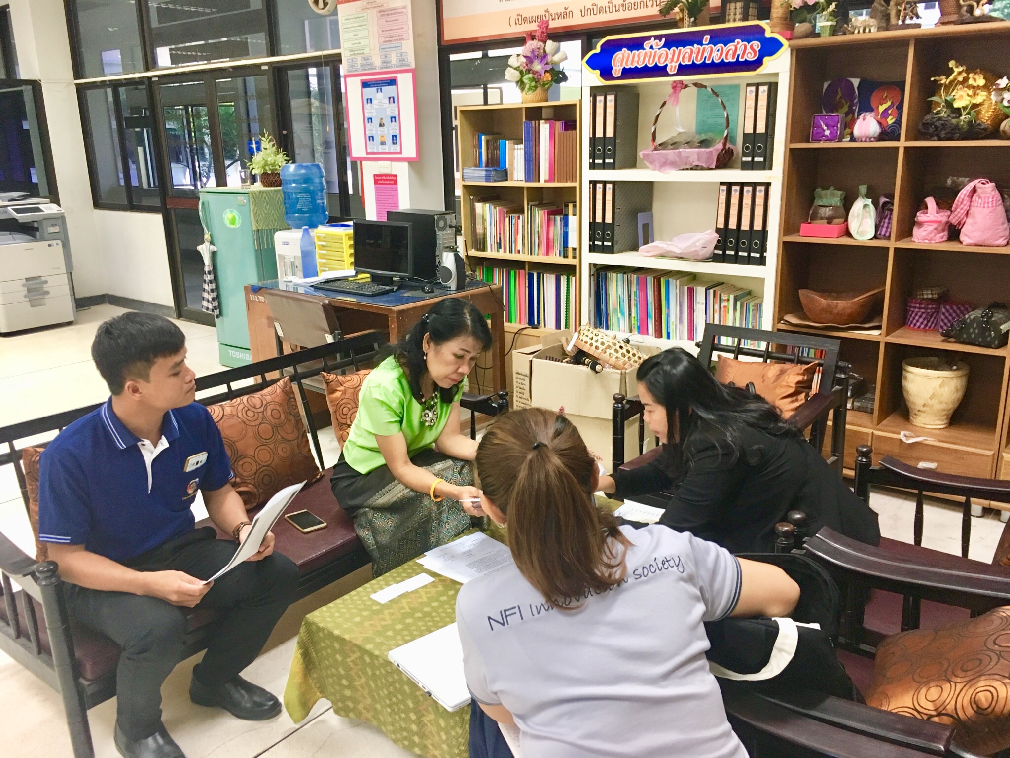 สถาบันอาหาร กระทรวงอุตสาหกรรม เข้าพบนางชะตา ธุลีจันทร์ พัฒนาการจังหวัดหนองคาย