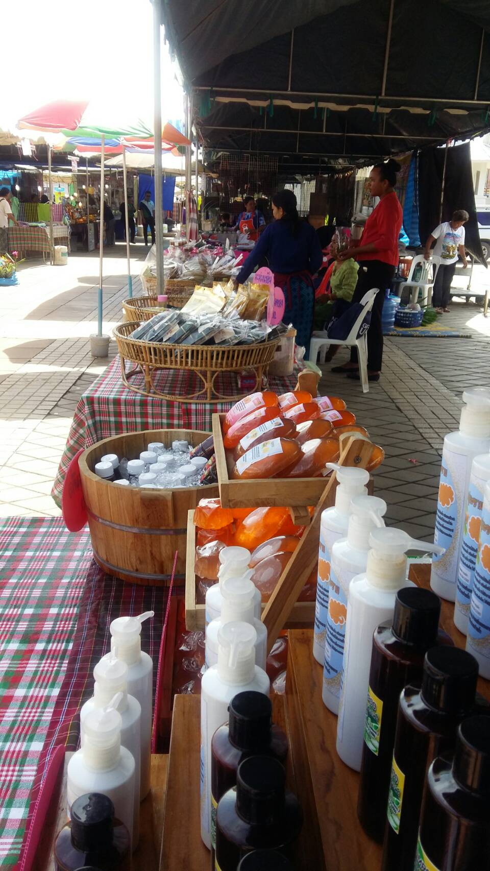 OTOPหนองคาย ร่วมจำหน่ายในงาน”มหกรรมคลังปัญญาพัฒนาผลิตภัณฑ์สู่ OTOP ในจังหวัดหนองคาย ” โดย พมจ.หนองคาย