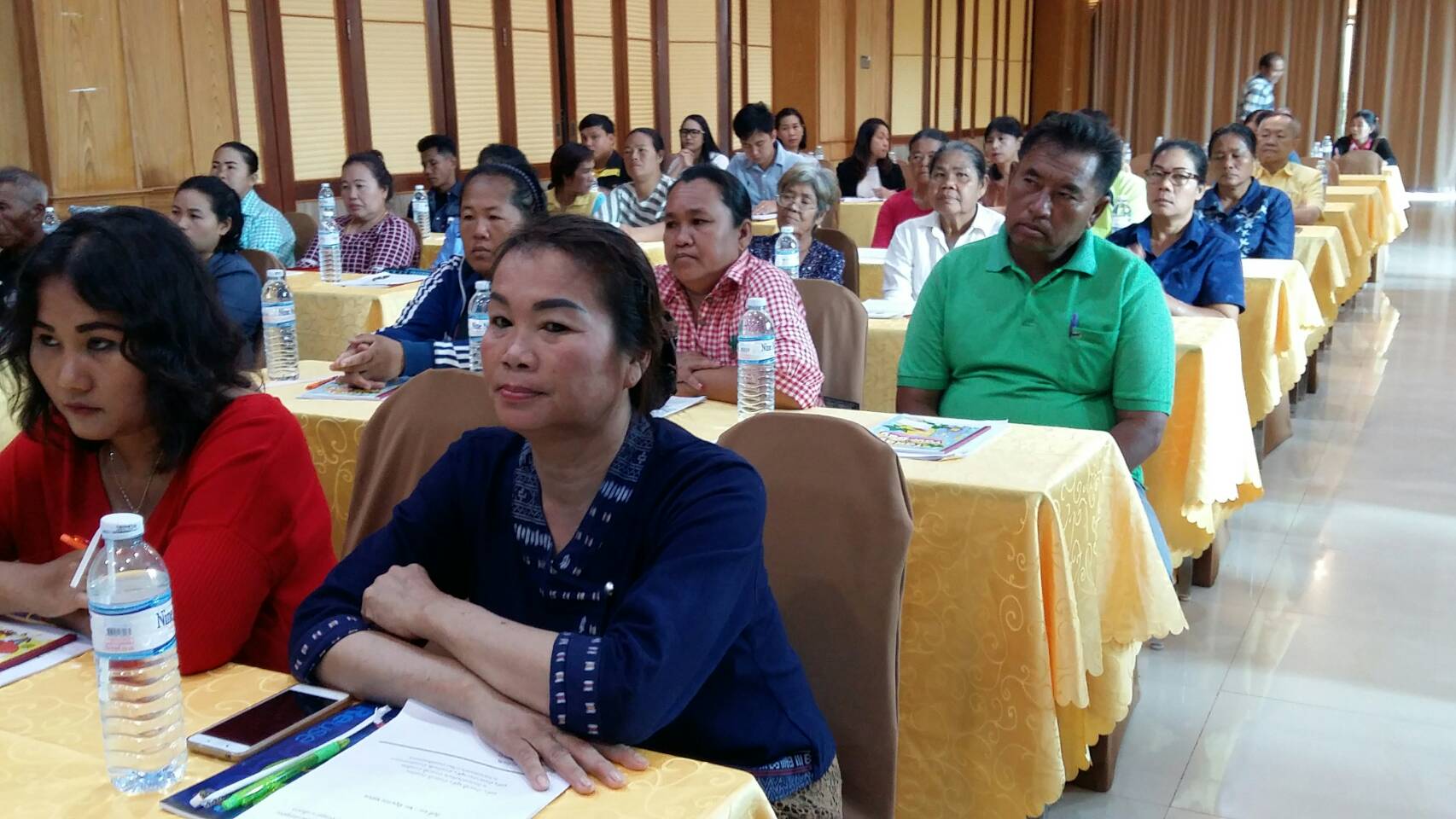 หนองคาย ดำเนินโครงการประชุมเชิงปฏิบัติการออกแบบพัฒนากิจกรรมการท่องเที่ยวโดยชุมชน ตามโครงการหมู่บ้าน OTOP เพื่อการท่องเที่ยว (OTOP Village) 8 เส้นทาง จุดที่ 2