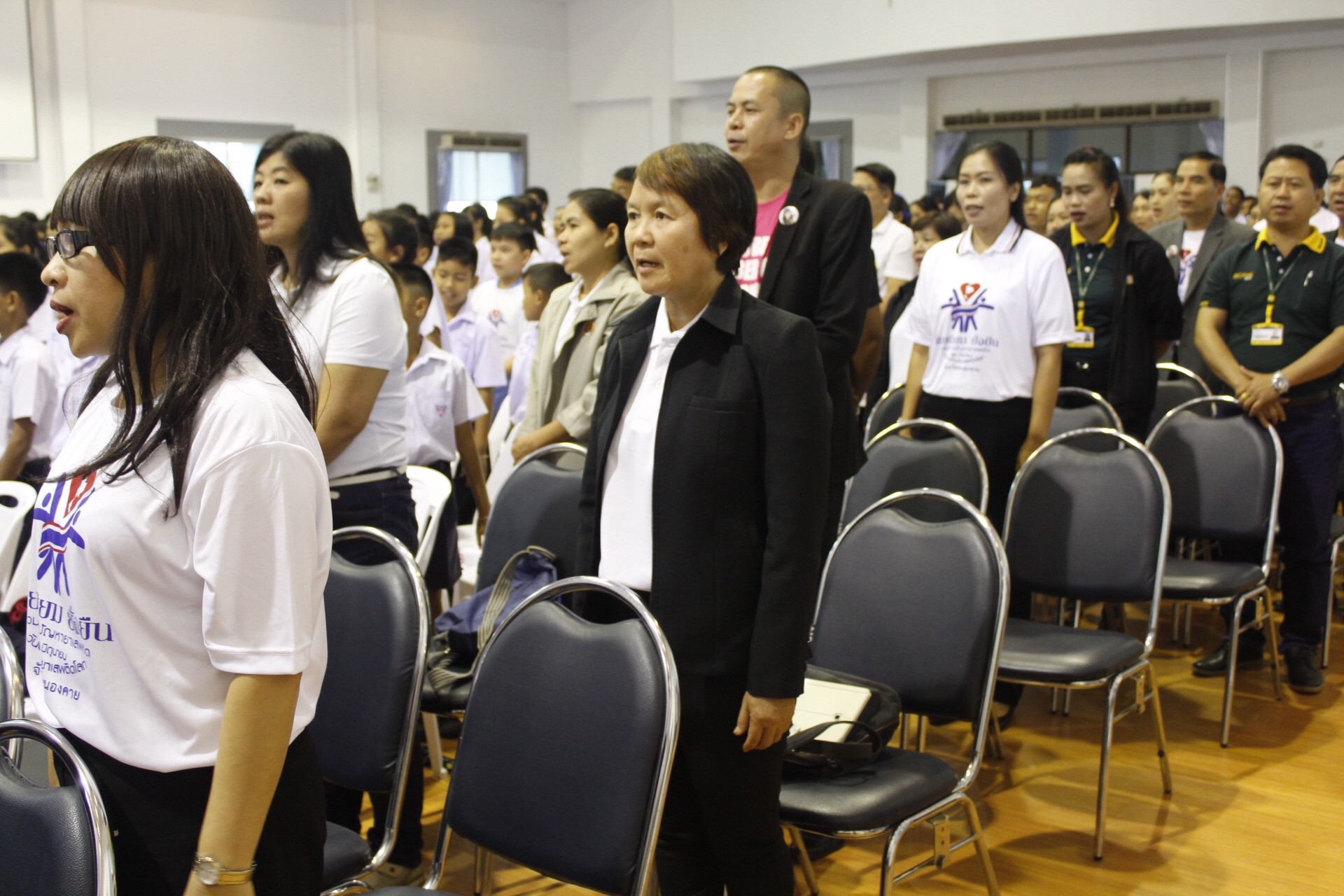 พช.หนองคาย รับใบประกาศเกียรติองค์กรที่มีผลงานดีเด่นในการป้องกันและแก้ไขปัญหายาเสพติด ในกิจกรรม“ไทยนิยม ยั่งยืน ร่วมแก้ไขปัญหายาเสพติด” เนื่องในวันต่อต้านยาเสพติดโลก (26 มิถุนายน) ประจำปี 2561