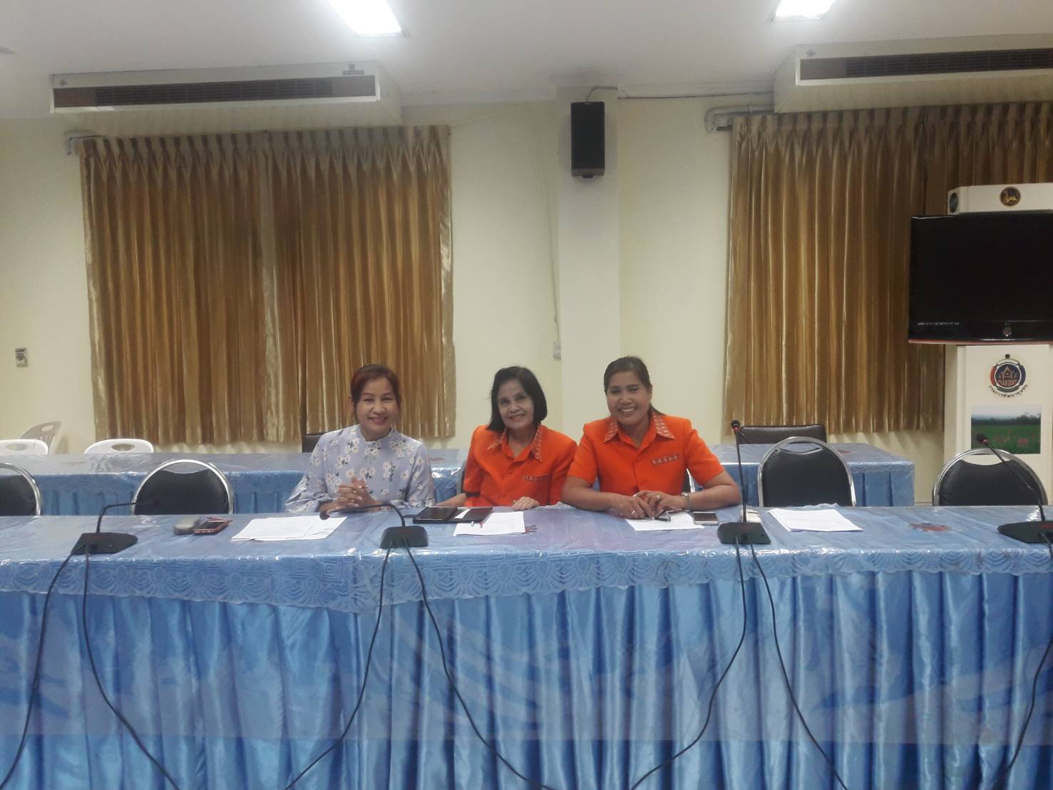 หนองคาย ประชุมกพสอ. และกพสจ. เพื่อเตรียมงานวันสตรีไทย