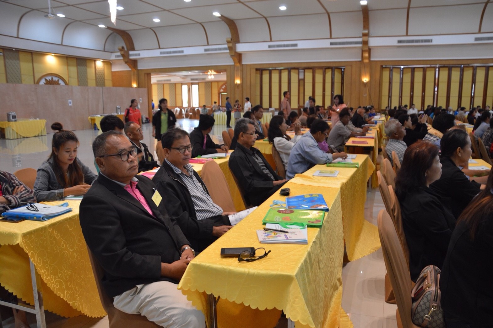 รองผู้ว่าฯหนองคายเป็นประธานพิธีเปิดโครงการชุมชนท่องเที่ยว OTOP นวัตวิถี จังหวัดหนองคาย กิจกรรมเตรียมความพร้อมการเป็นชุมชนท่องเที่ยว OTOP นวัตวิถี