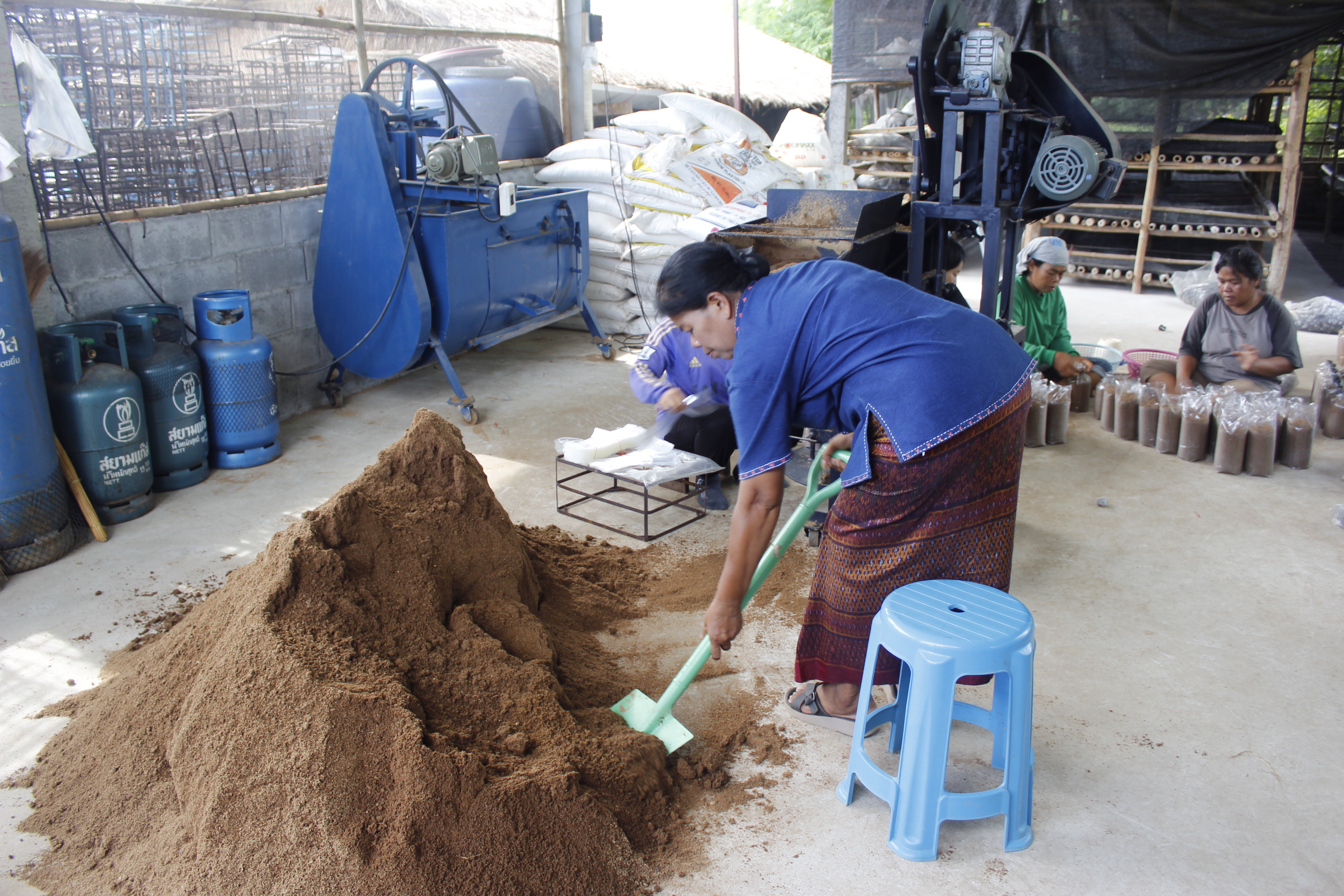 หนองคาย คัดสรรกิจกรรมดีเด่น ณ  บ้านเทวี หมู่ที่ 7 ตำบลบ้านเดื่อ อำเภอท่าบ่อ