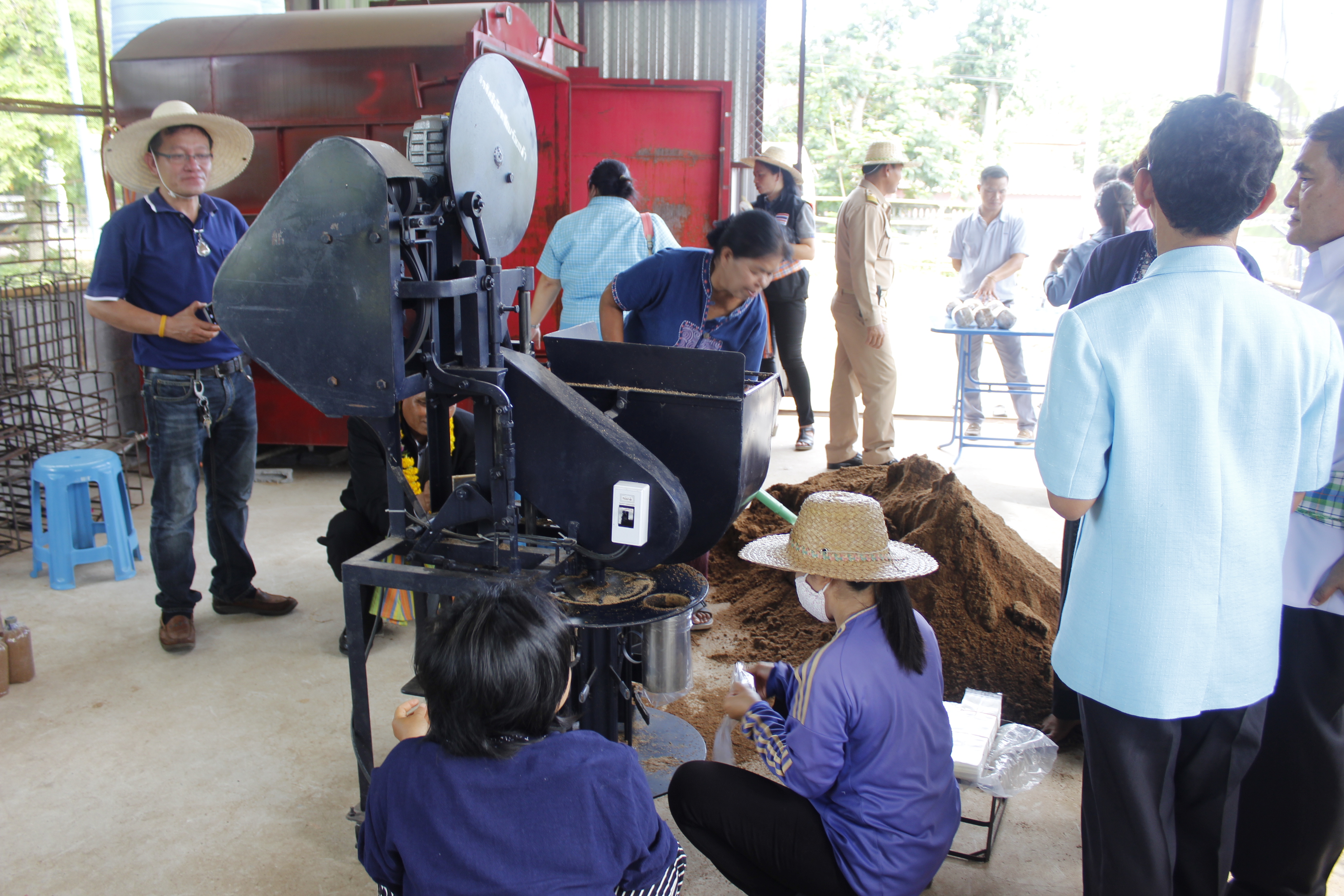 หนองคาย คัดสรรกิจกรรมดีเด่น ณ  บ้านเทวี หมู่ที่ 7 ตำบลบ้านเดื่อ อำเภอท่าบ่อ