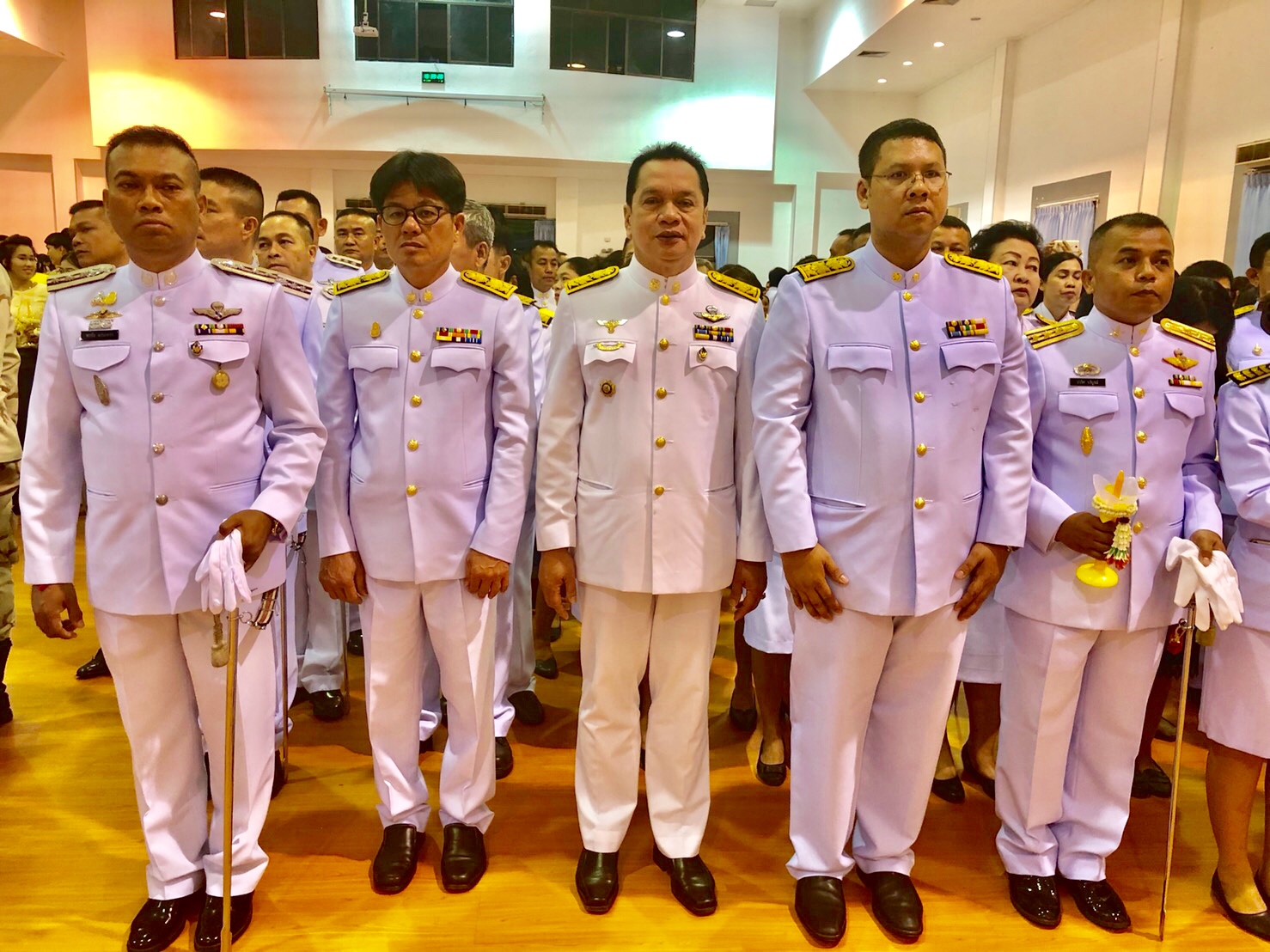 พจ.หนองคาย ร่วมพิธีถวายเครื่องราชสักการะ และพิธีจุดเทียนถวายพระพรชัยมงคล สมเด็จพระเจ้าอยู่หัวมหาวชิราลงกรณ บดินทรเทพยวรางกูร เนื่องในวันเฉลิมพระชนมพรรษา 28 กรกฎาคม 2561