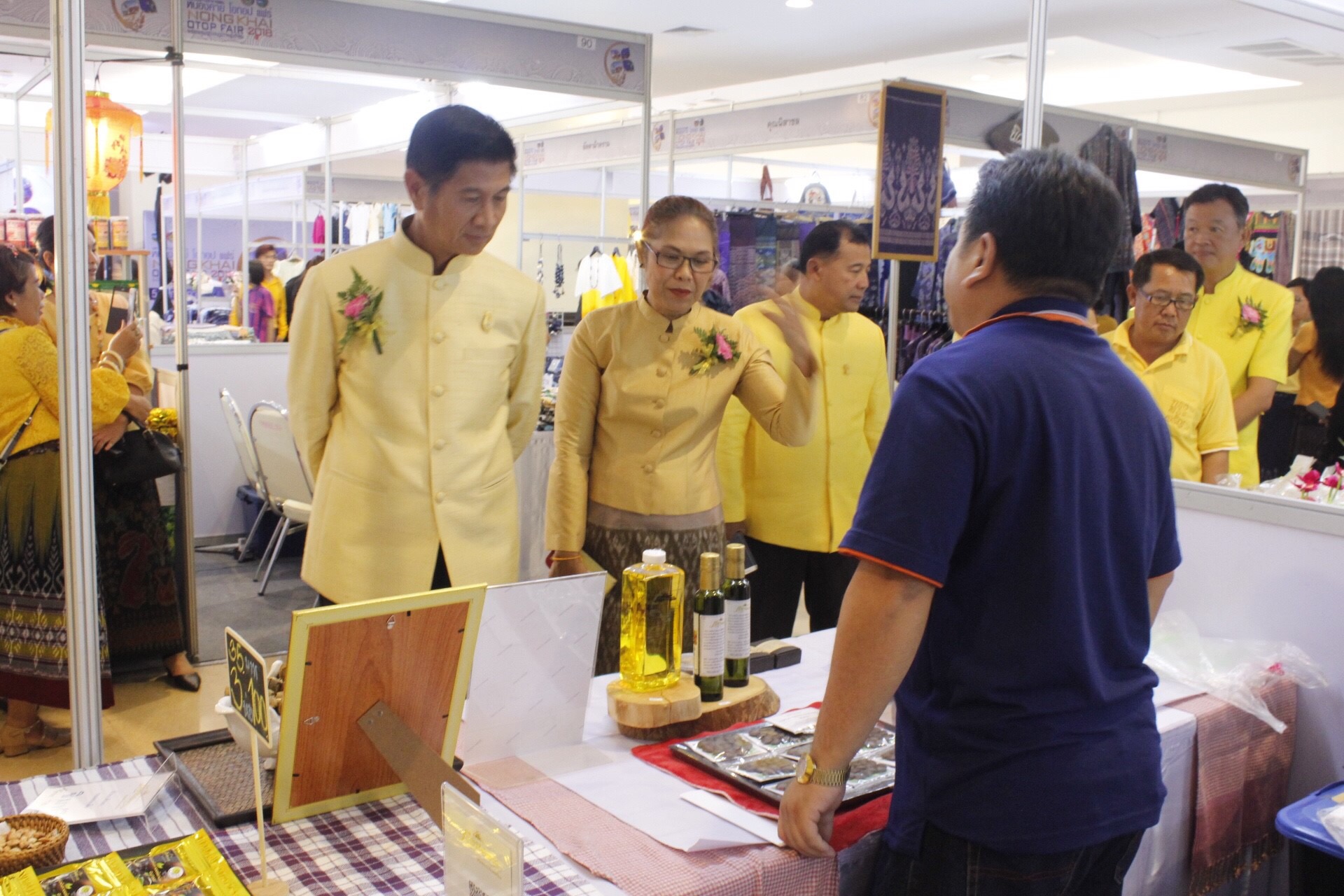 “มหกรรมการค้าชายแดน หนองคาย OTOP FAIR 2018” ตามโครงการเพิ่มศักยภาพการค้า การลงทุนตามแนวชายแดนและเชื่อมโยงระเบียงเศรษฐกิจอนุภูมิภาคลุ่มน้ำโขง กิจกรรมส่งเสริมช่องทางการจัดจำหน่ายและการตลาด