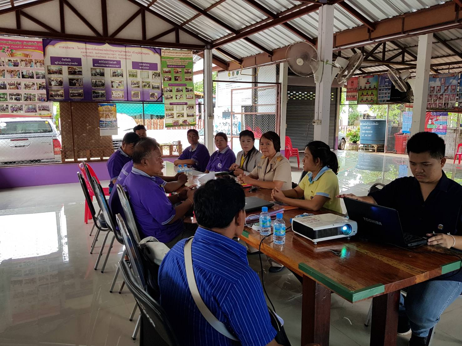 พช.หนองคาย เยี่ยมหมู่บ้านสารสนเทศต้นแบบจังหวัดหนองคาย